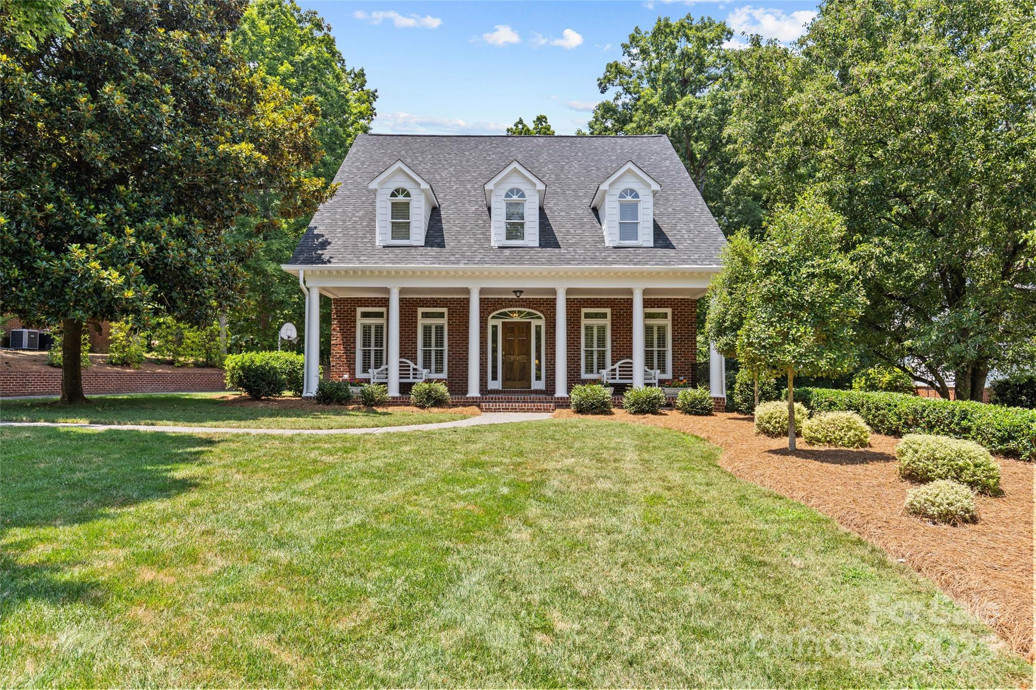 6716 Southby Court