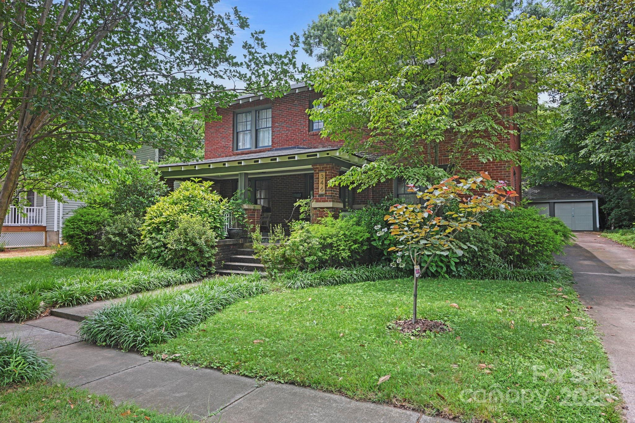 346 W Center Avenue Property Photo 1