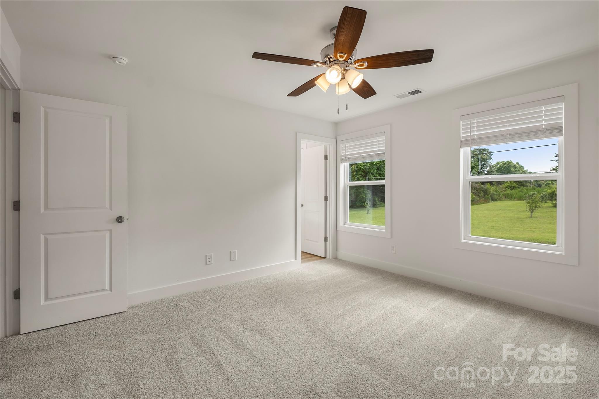 207 S Slack Street Property Photo 13