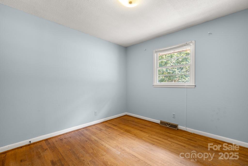3724 Tadlock Road Property Photo 16