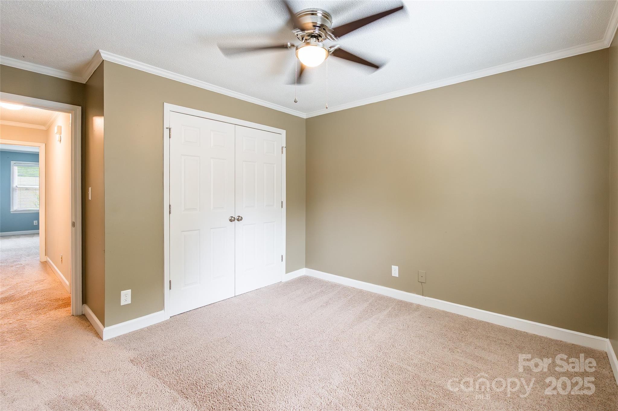 1806 Ebenezer Road E Property Photo 17