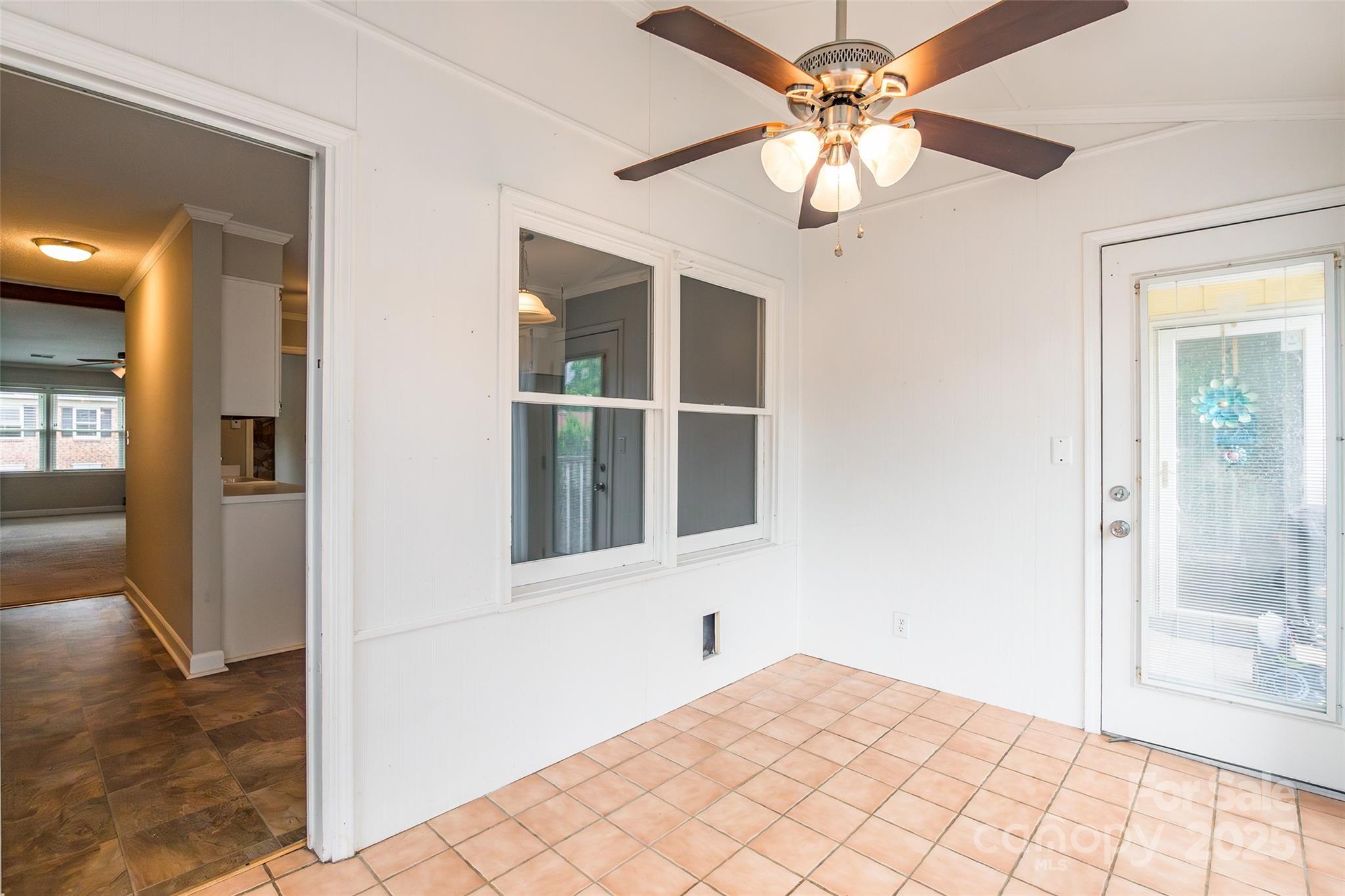 1806 Ebenezer Road E Property Photo 21