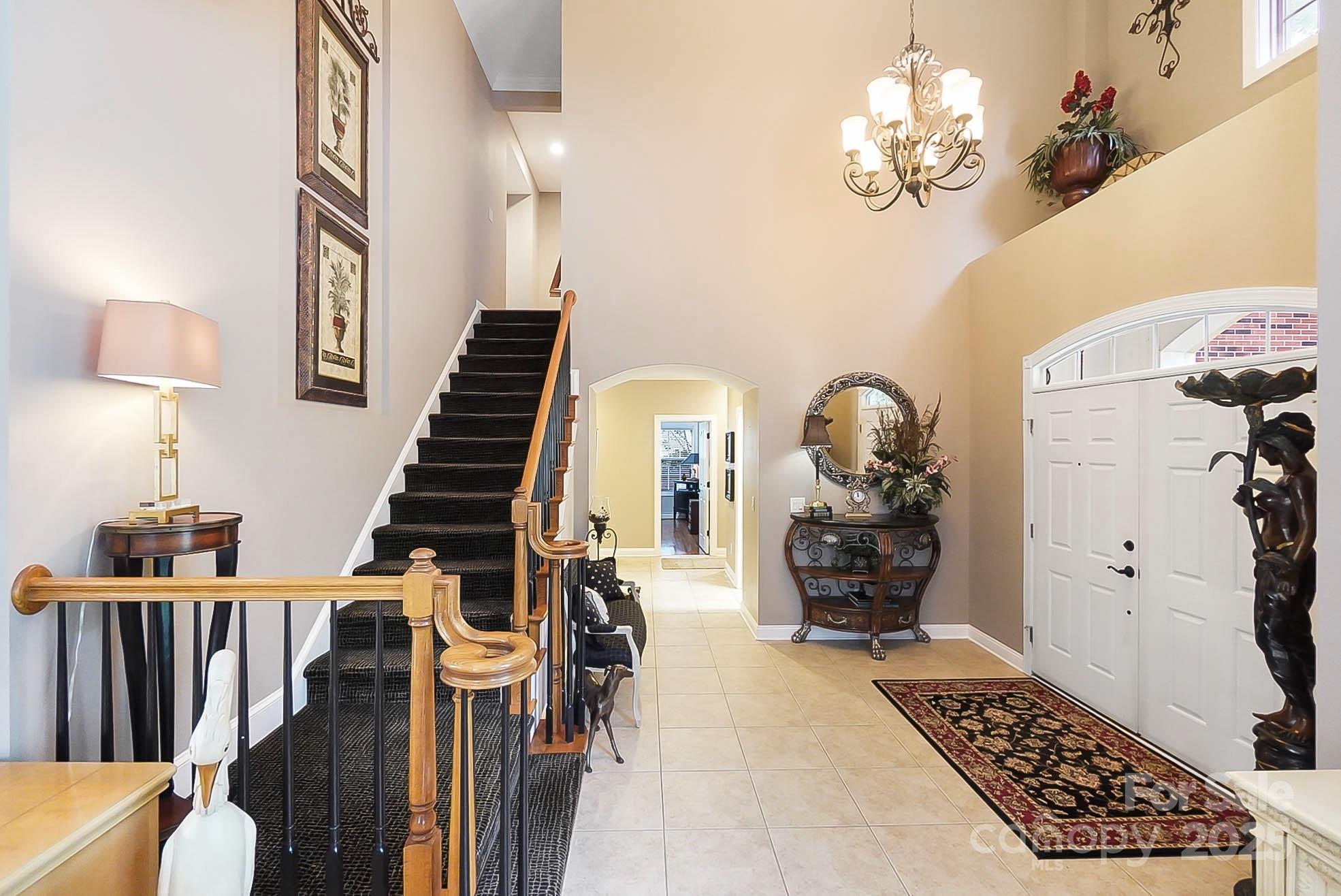 15933 Glen Miro Drive Property Photo 15