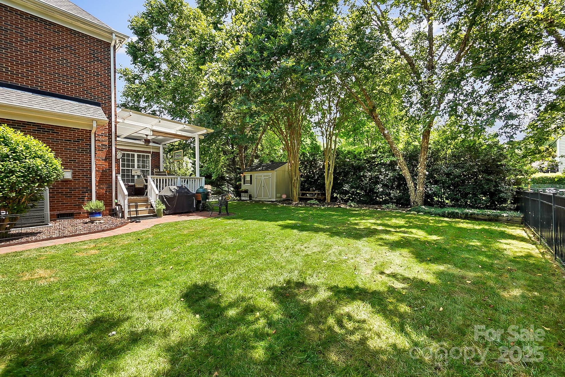 15933 Glen Miro Drive Property Photo 43
