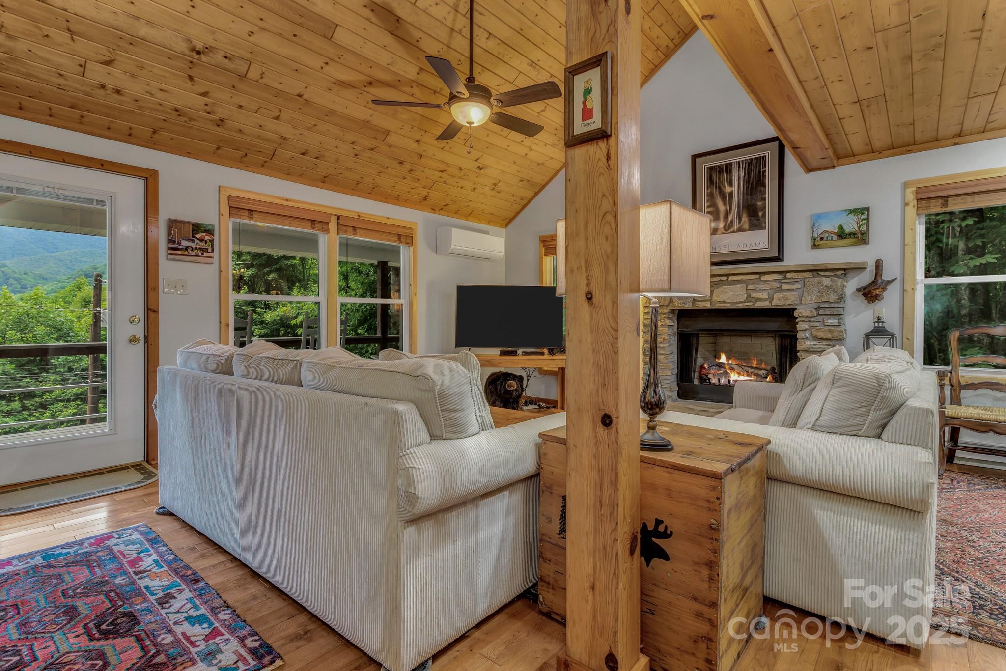 535 Rocky Top Road Property Photo 9