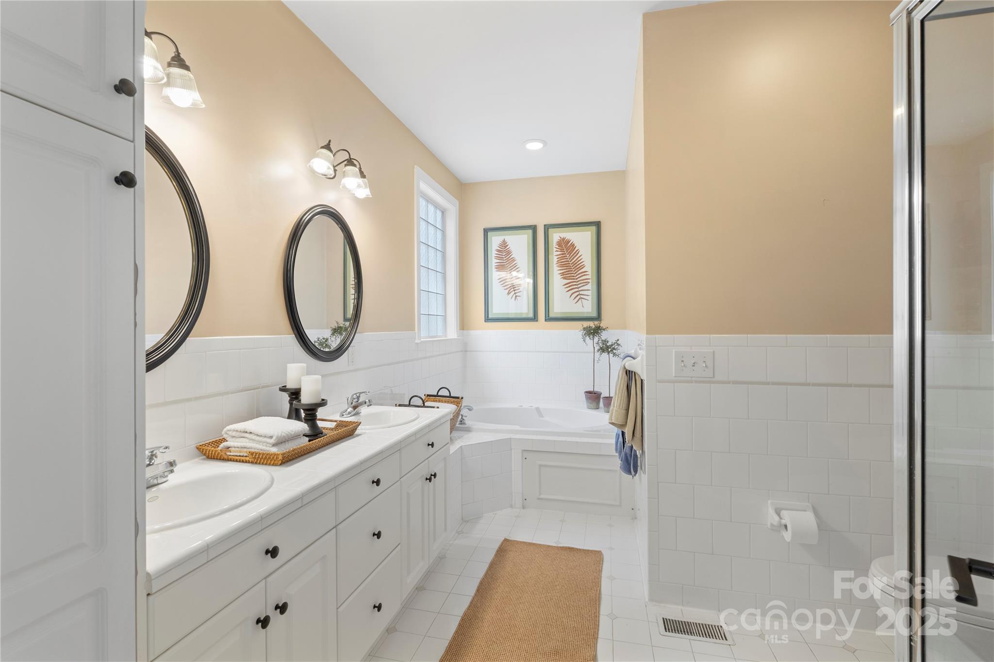 5712 Burck Drive Property Photo 13