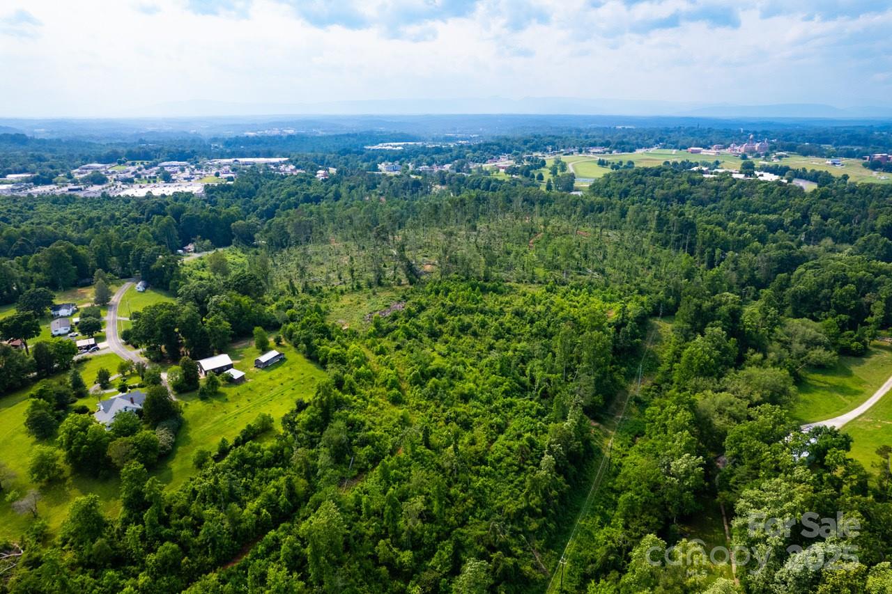 114 Williams Road Property Photo 7