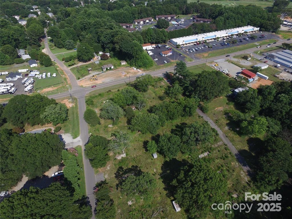 110 Perrien Park Loop Loop Property Photo 3