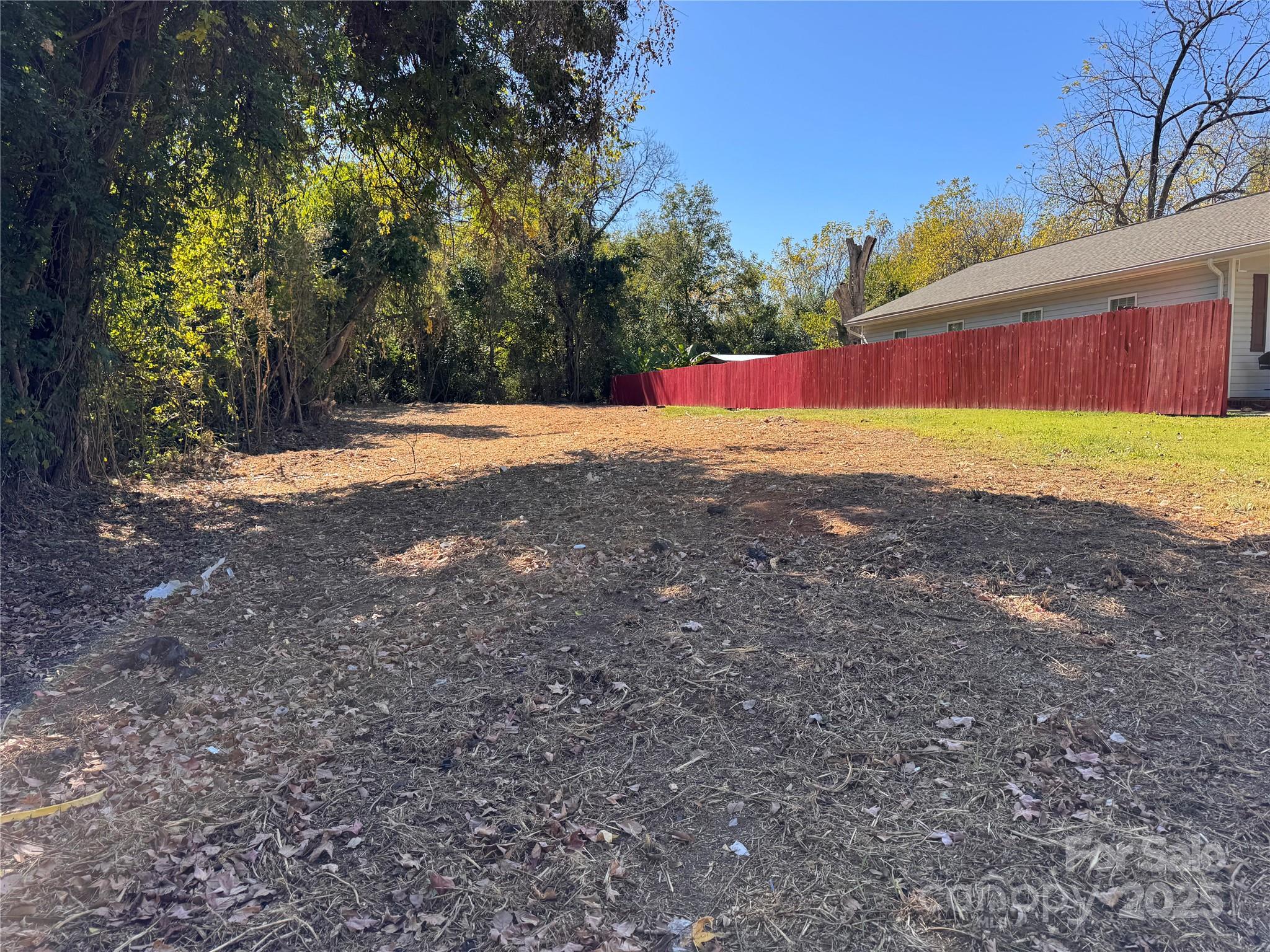 3017 Melita Avenue Property Photo 2