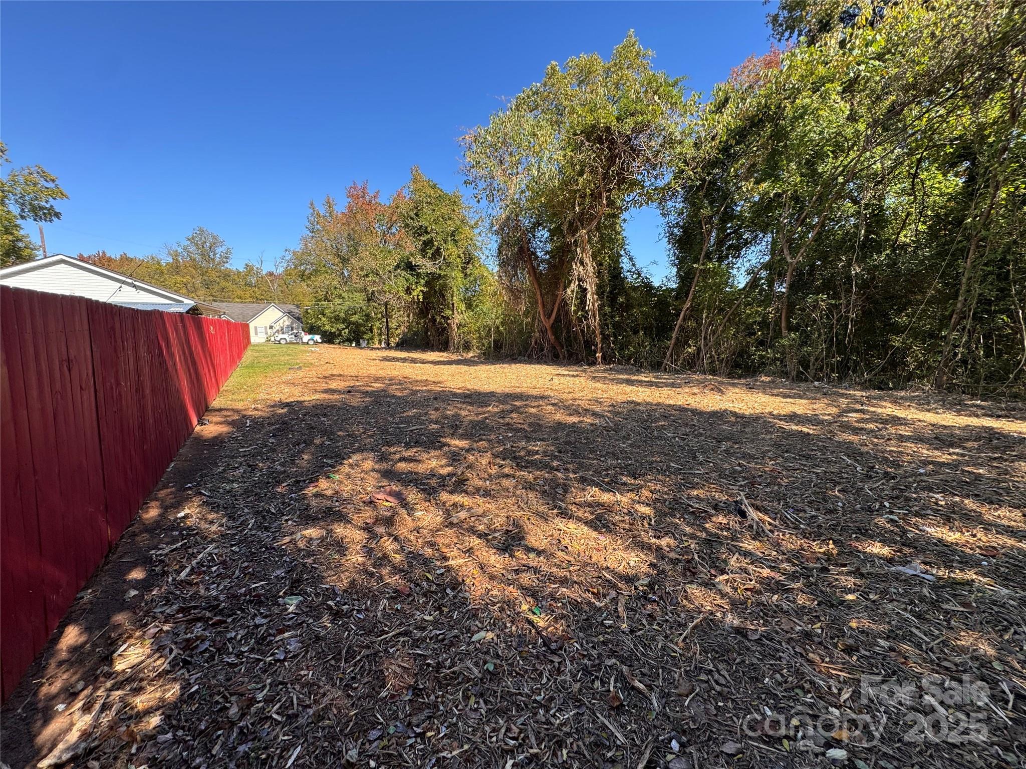 3017 Melita Avenue Property Photo 4