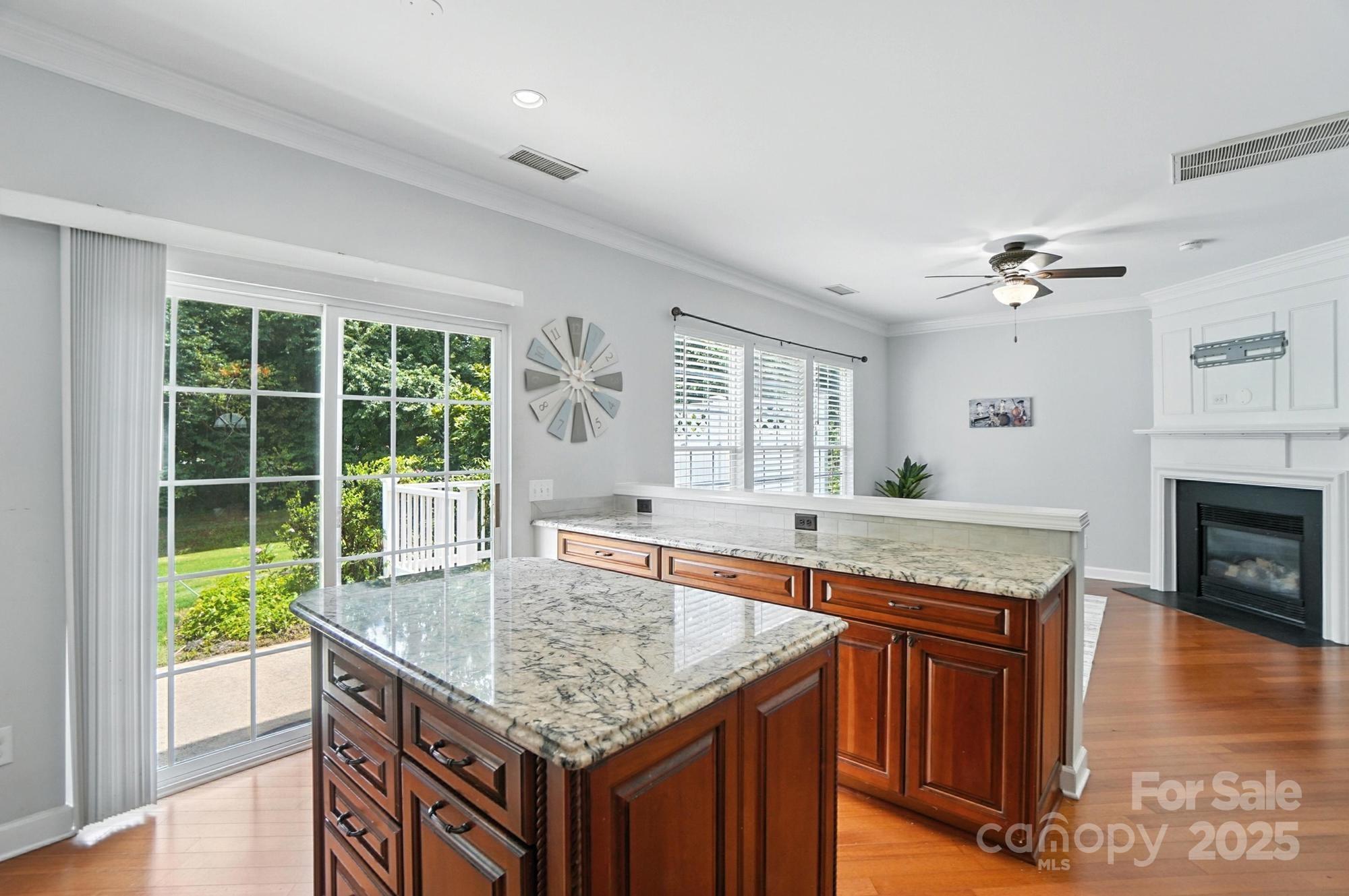 6622 Beverly Springs Drive Property Photo 9