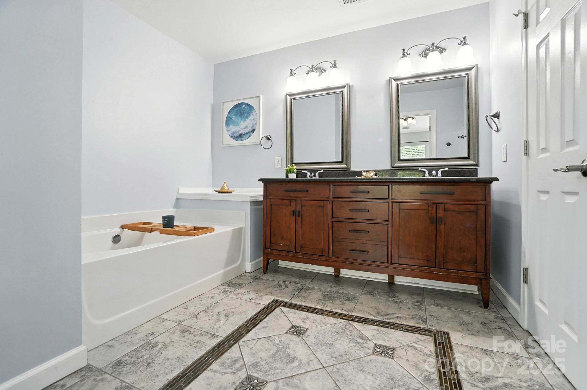 6622 Beverly Springs Drive Property Photo 18