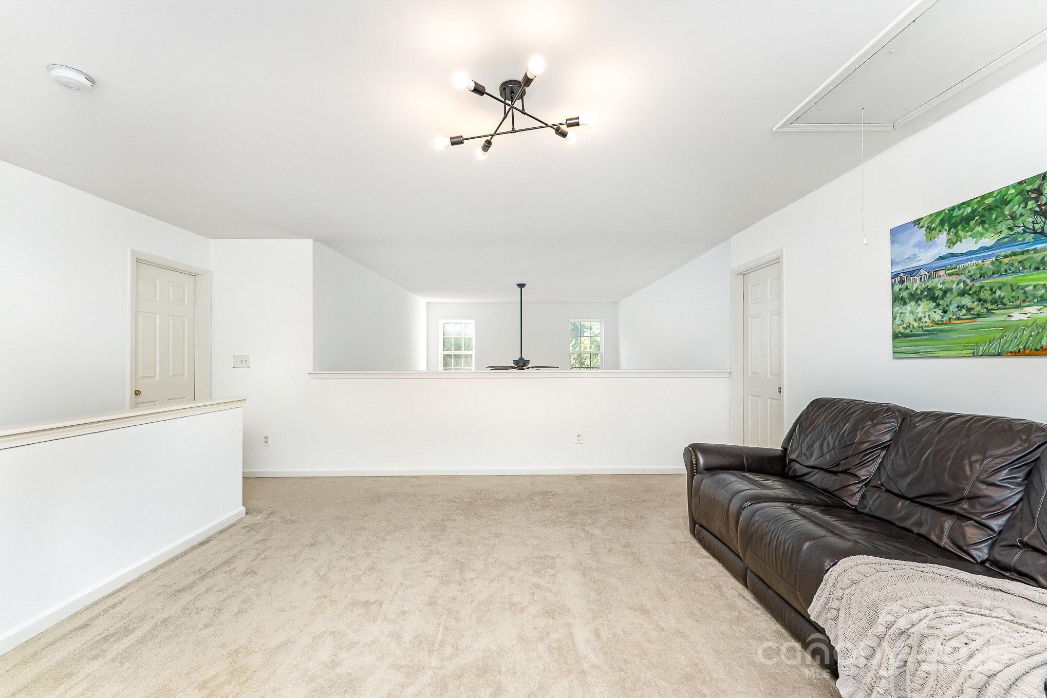 7207 Oakwinds Court Property Photo 17