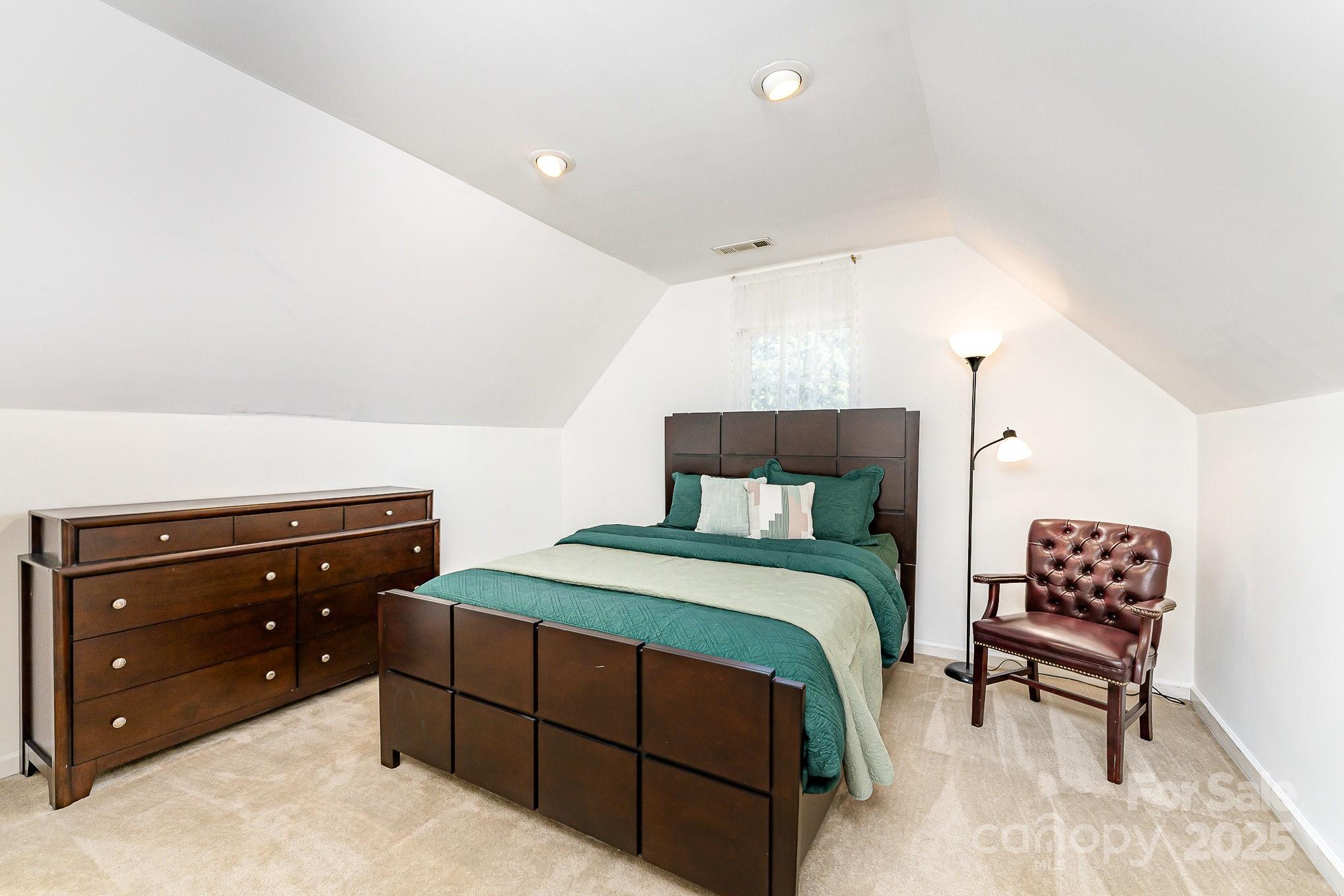 7207 Oakwinds Court Property Photo 22