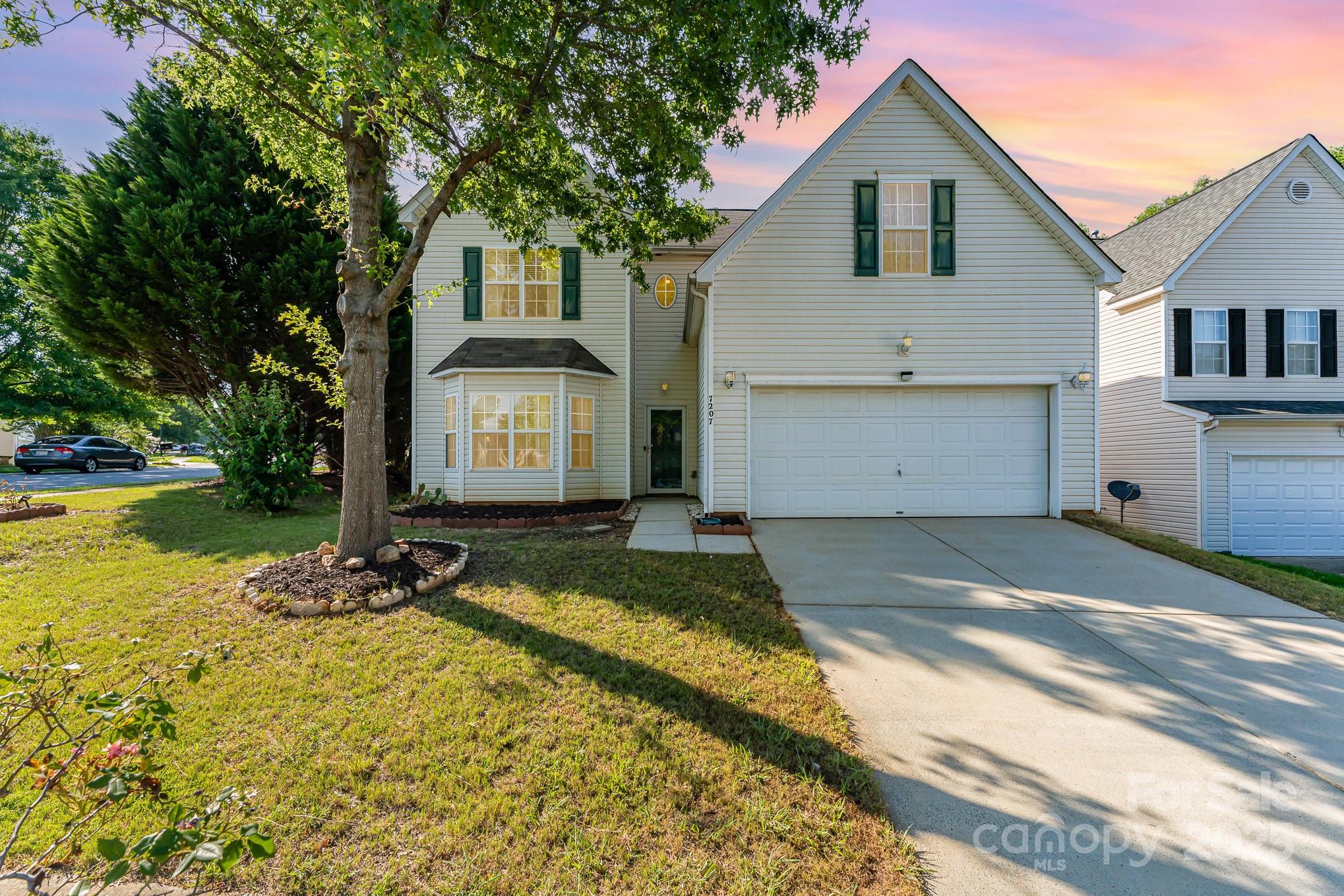 7207 Oakwinds Court Property Photo 27