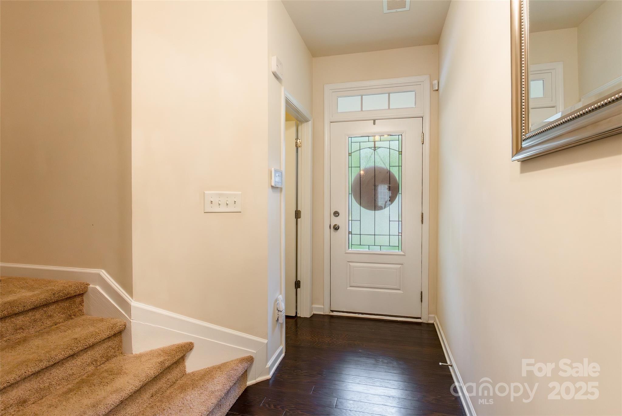 2784 Sawbridge Lane Property Photo 5
