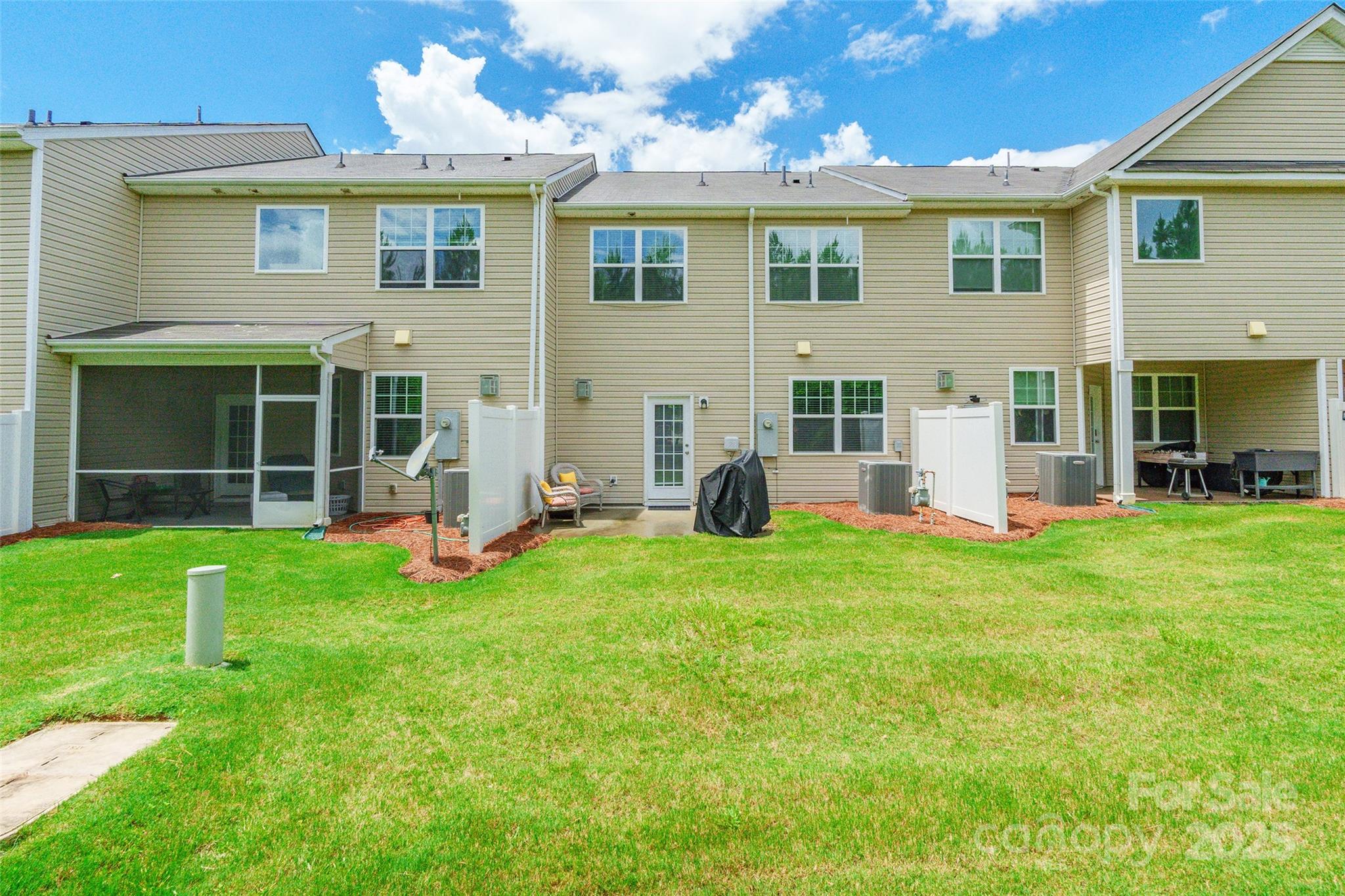 2784 Sawbridge Lane Property Photo 36
