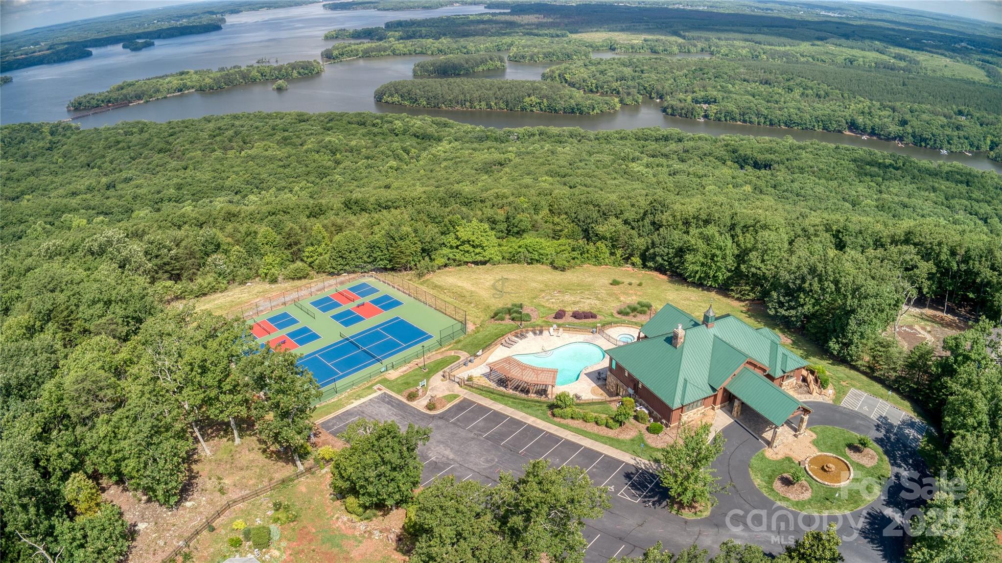 1560 Rocky Cove Lane Property Photo 12