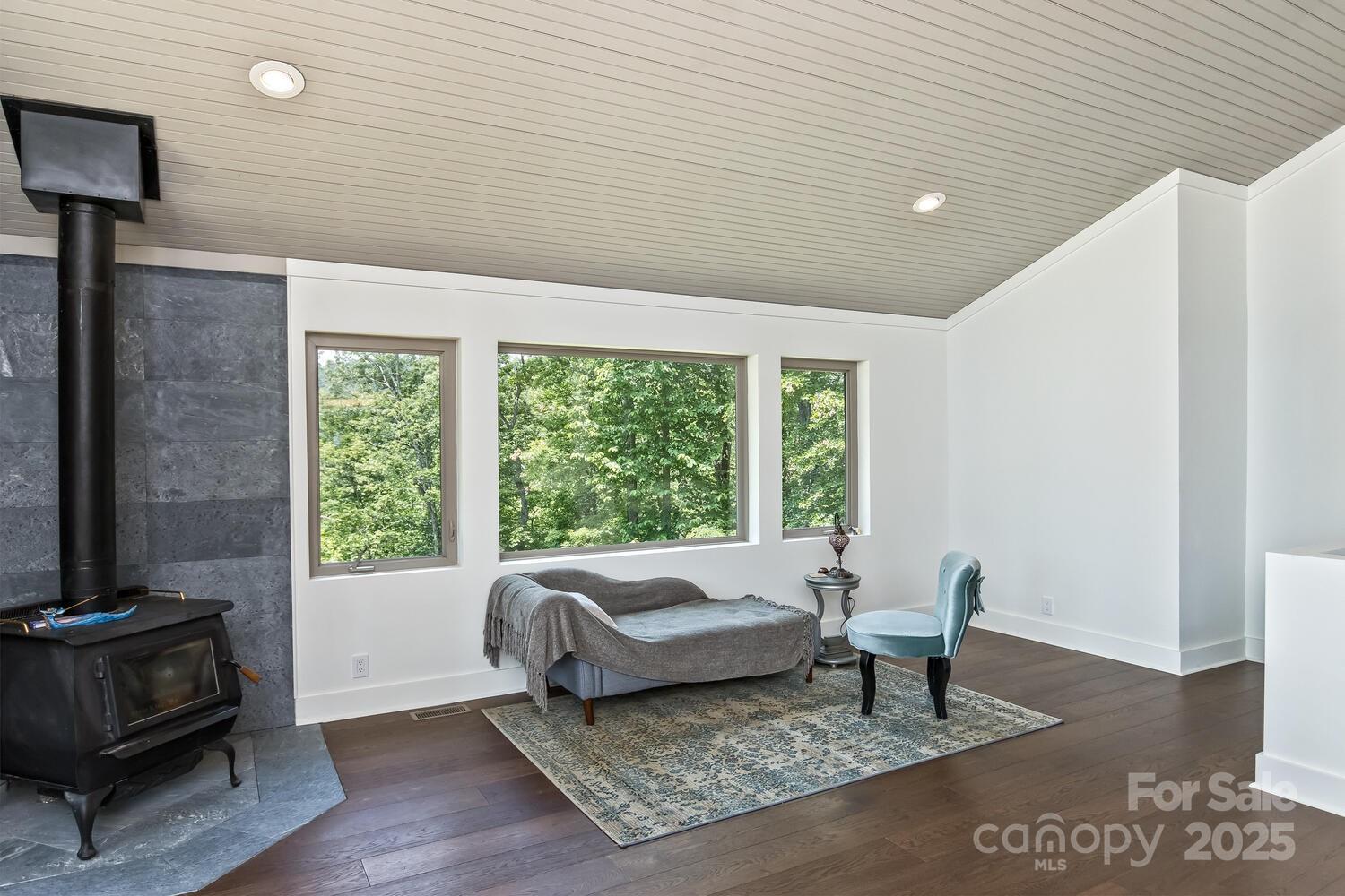 126 And 111 Visionview Way Property Photo 5