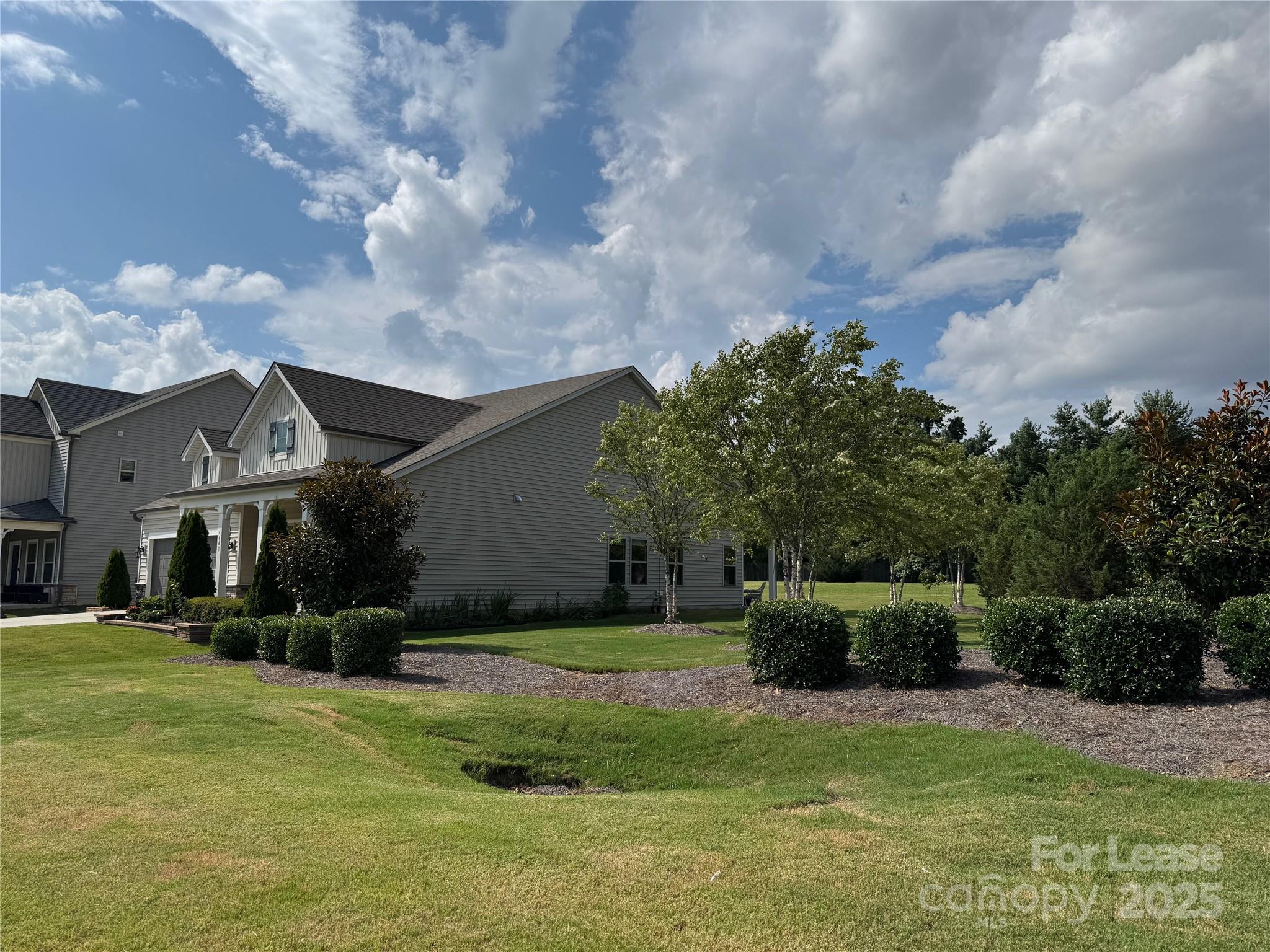 4641 Collingham Drive Property Photo 3