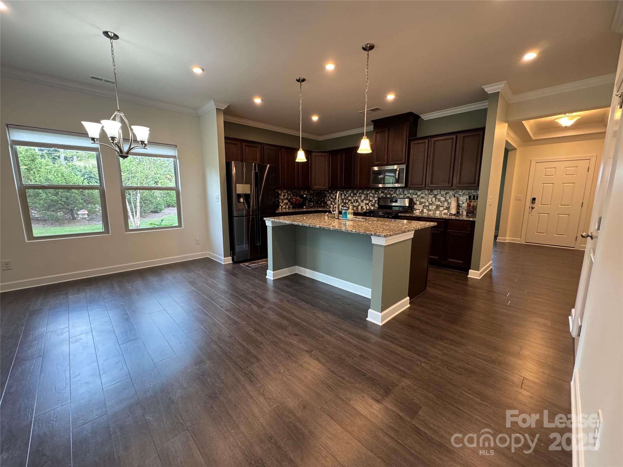 4641 Collingham Drive Property Photo 13