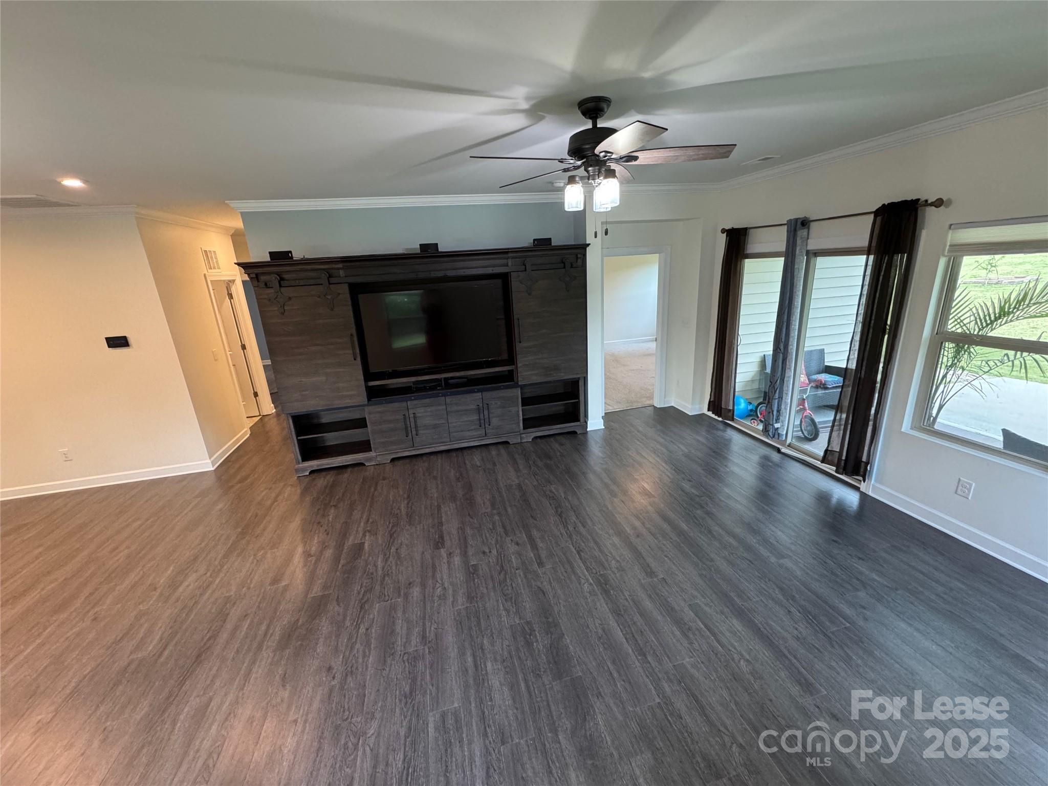 4641 Collingham Drive Property Photo 15