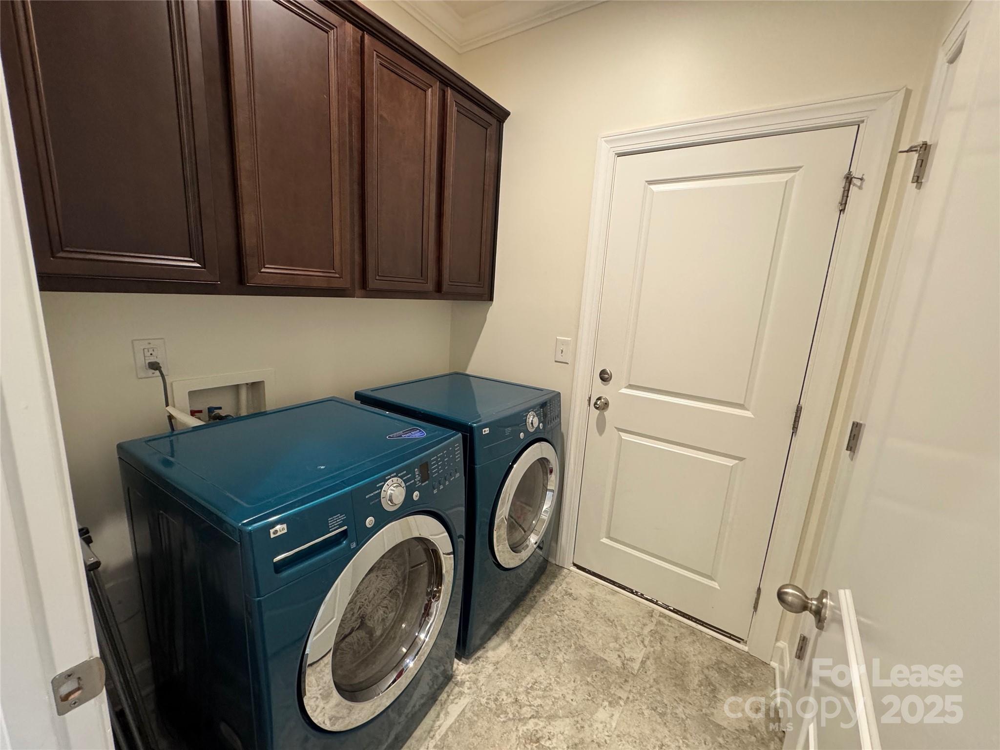 4641 Collingham Drive Property Photo 25