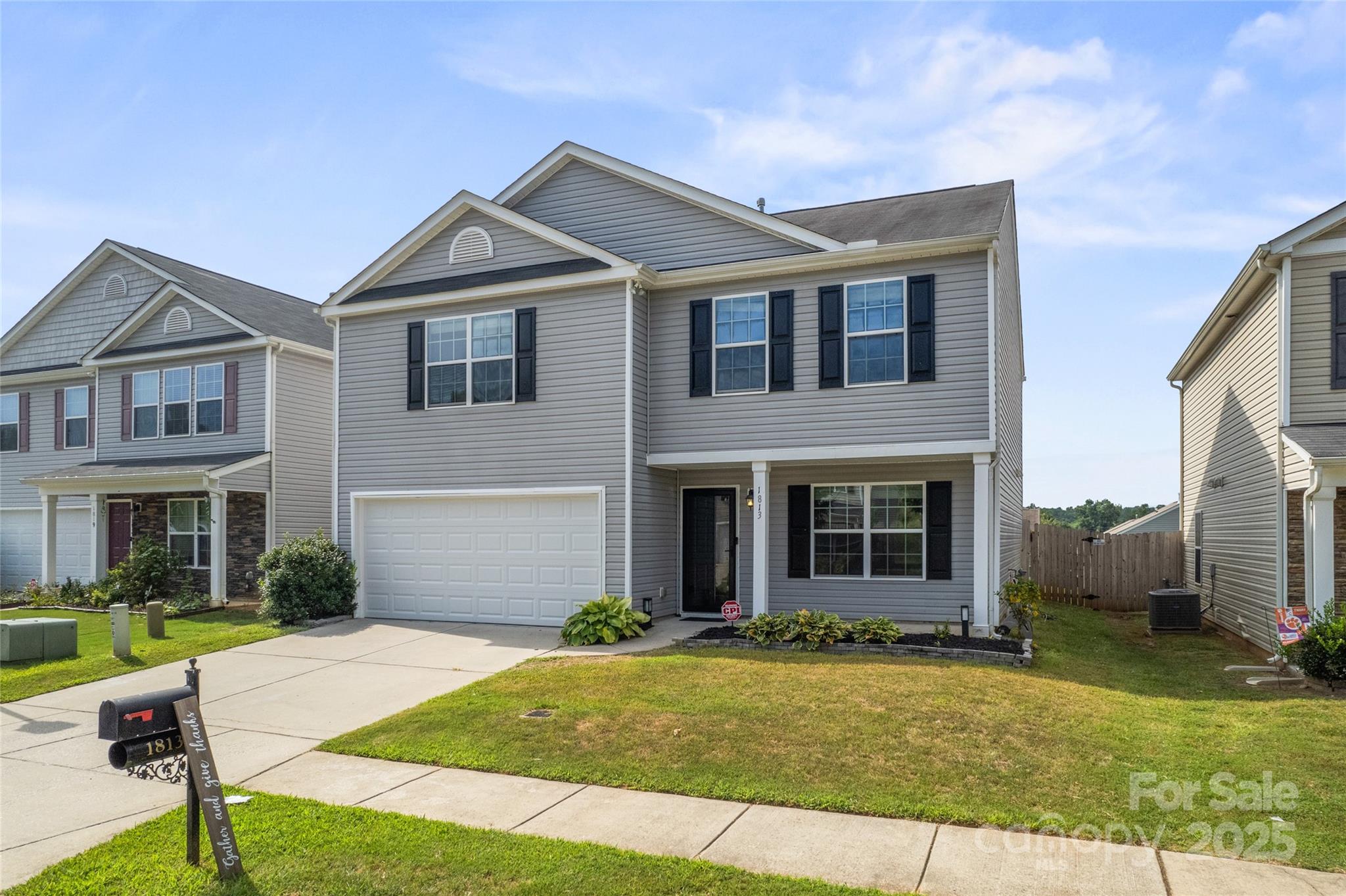 1813 Eastway Drive Property Photo 4