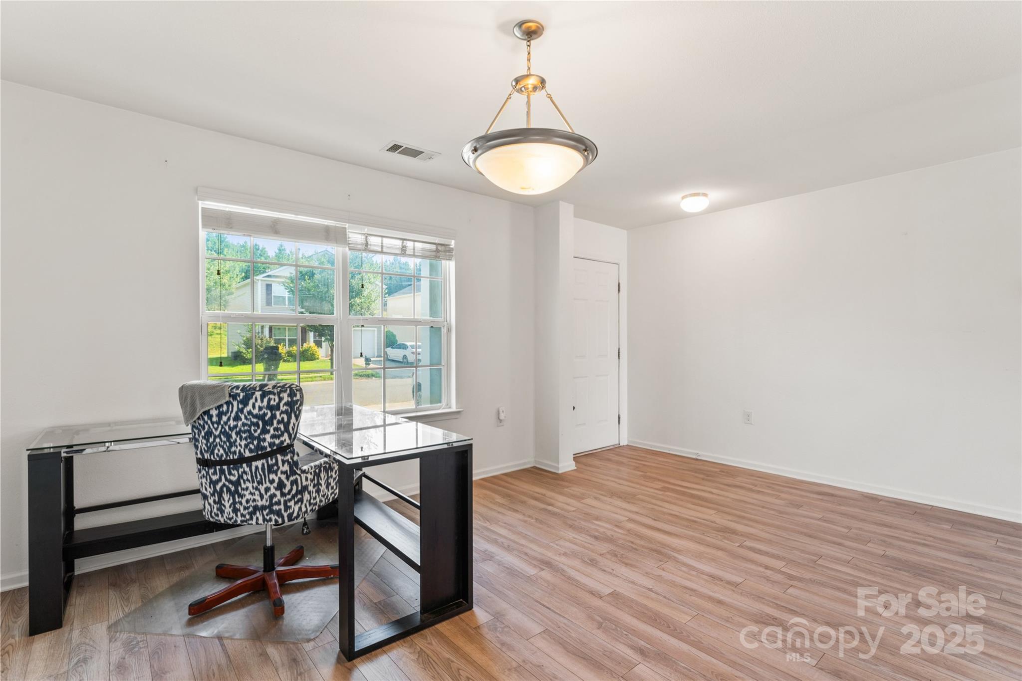 1813 Eastway Drive Property Photo 18