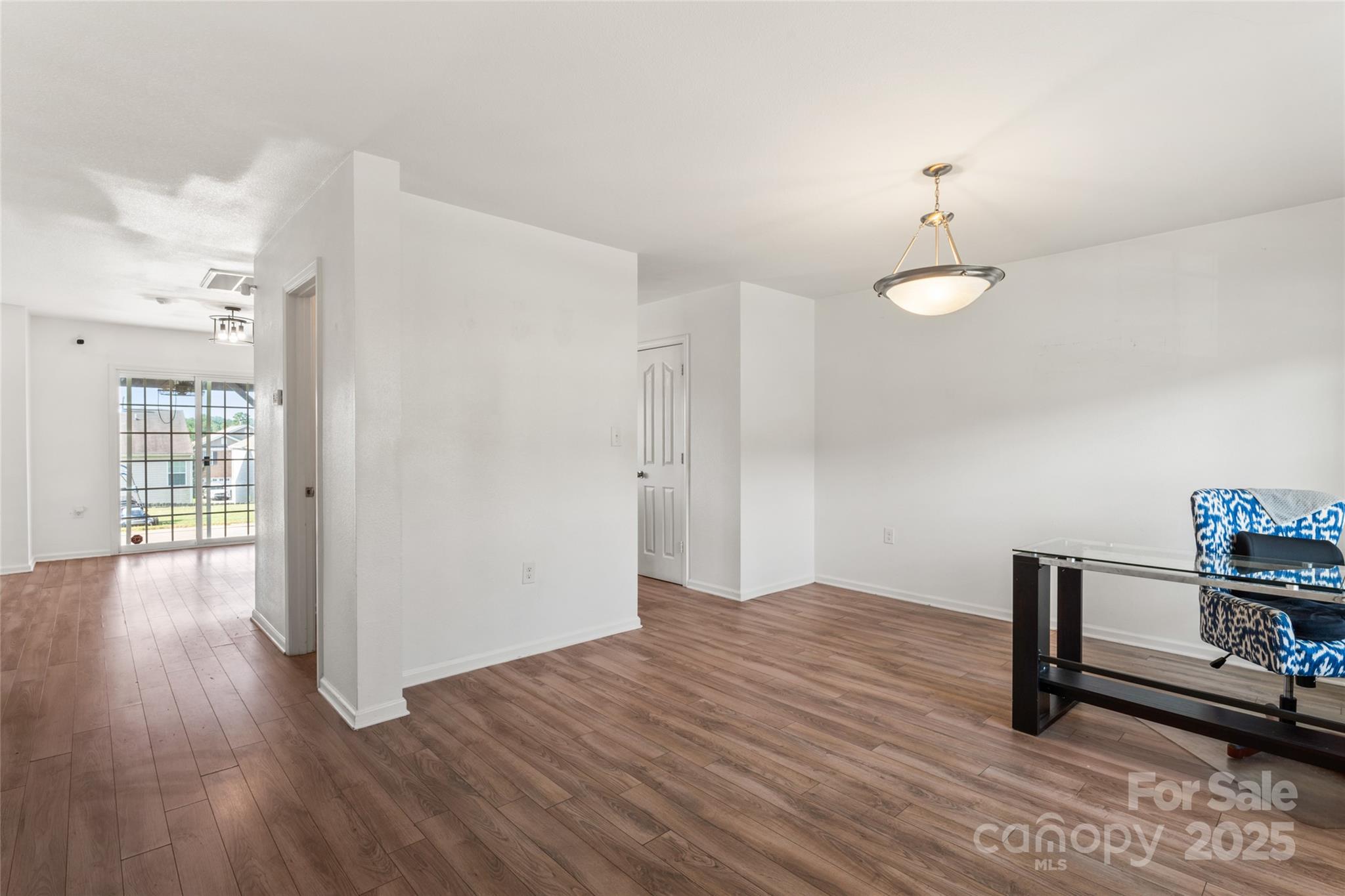 1813 Eastway Drive Property Photo 21