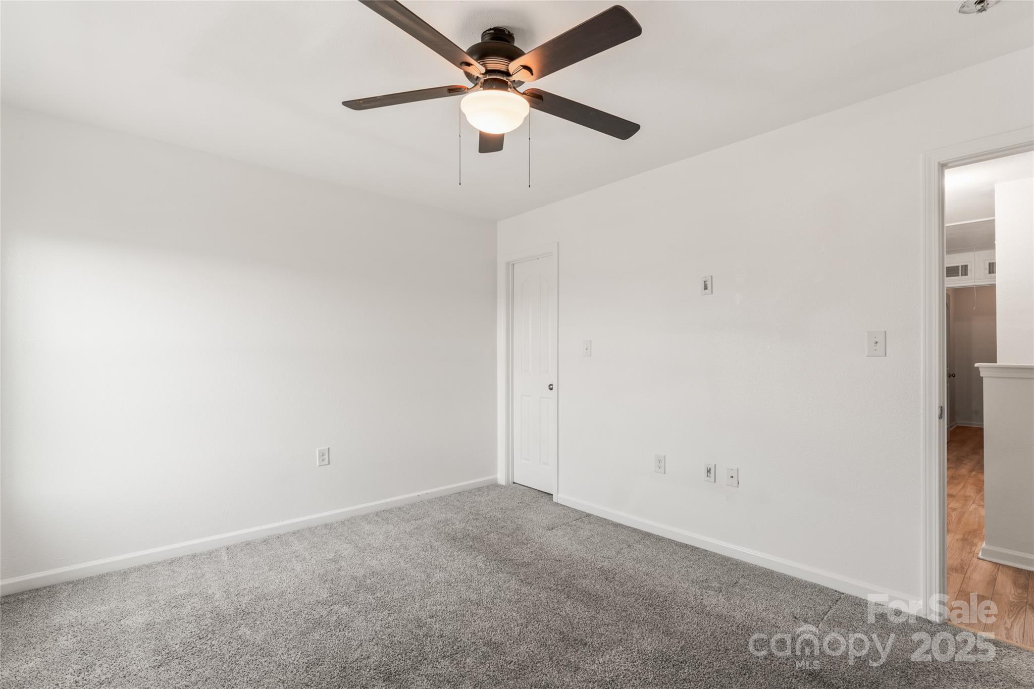 1813 Eastway Drive Property Photo 29
