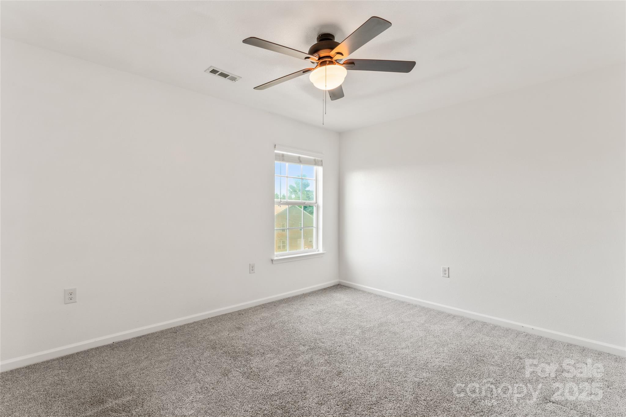 1813 Eastway Drive Property Photo 30