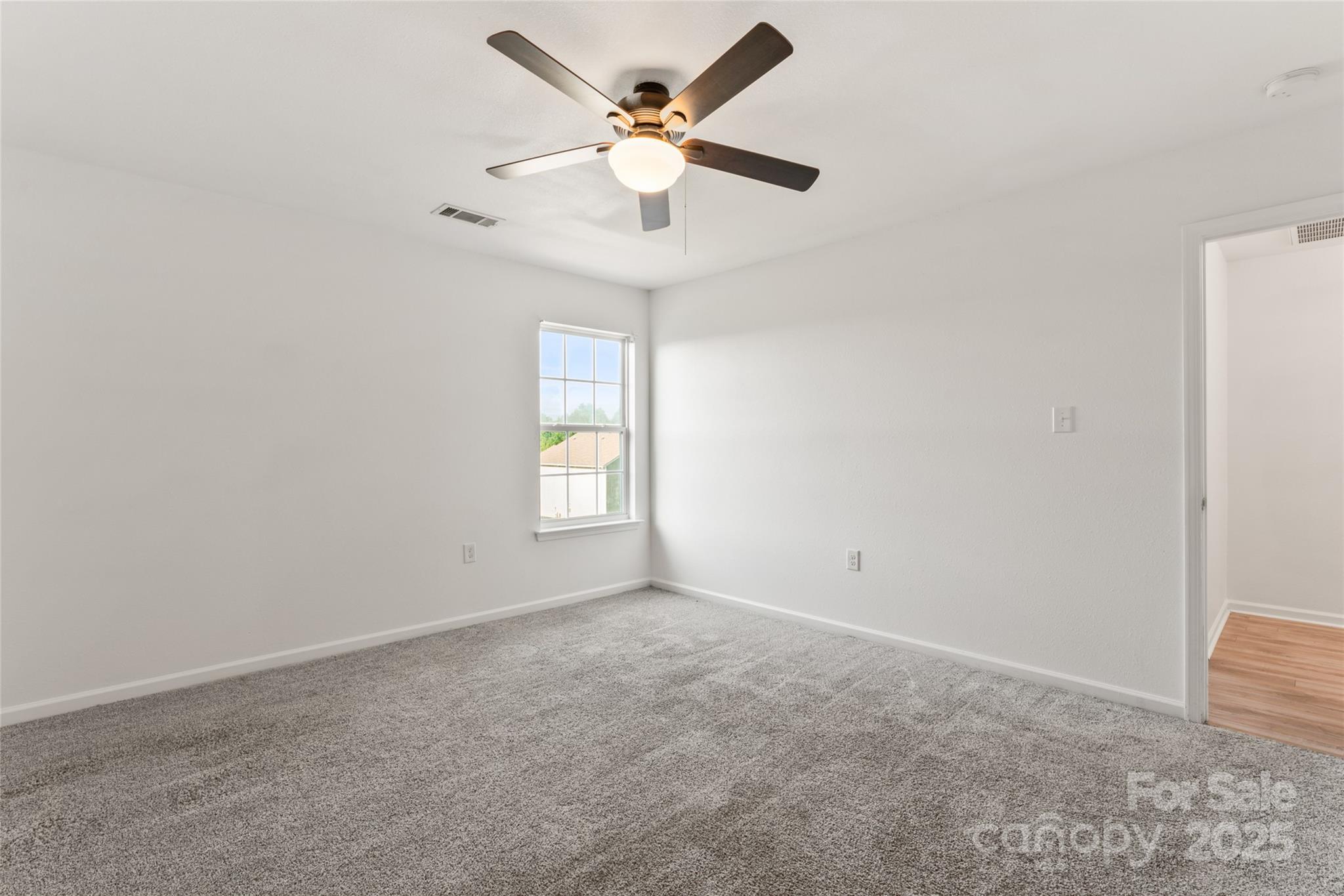 1813 Eastway Drive Property Photo 32