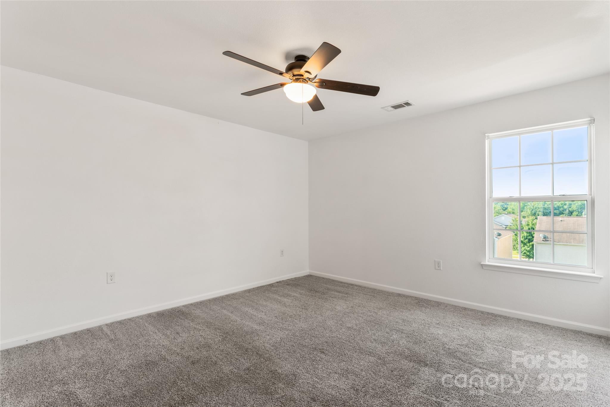 1813 Eastway Drive Property Photo 33