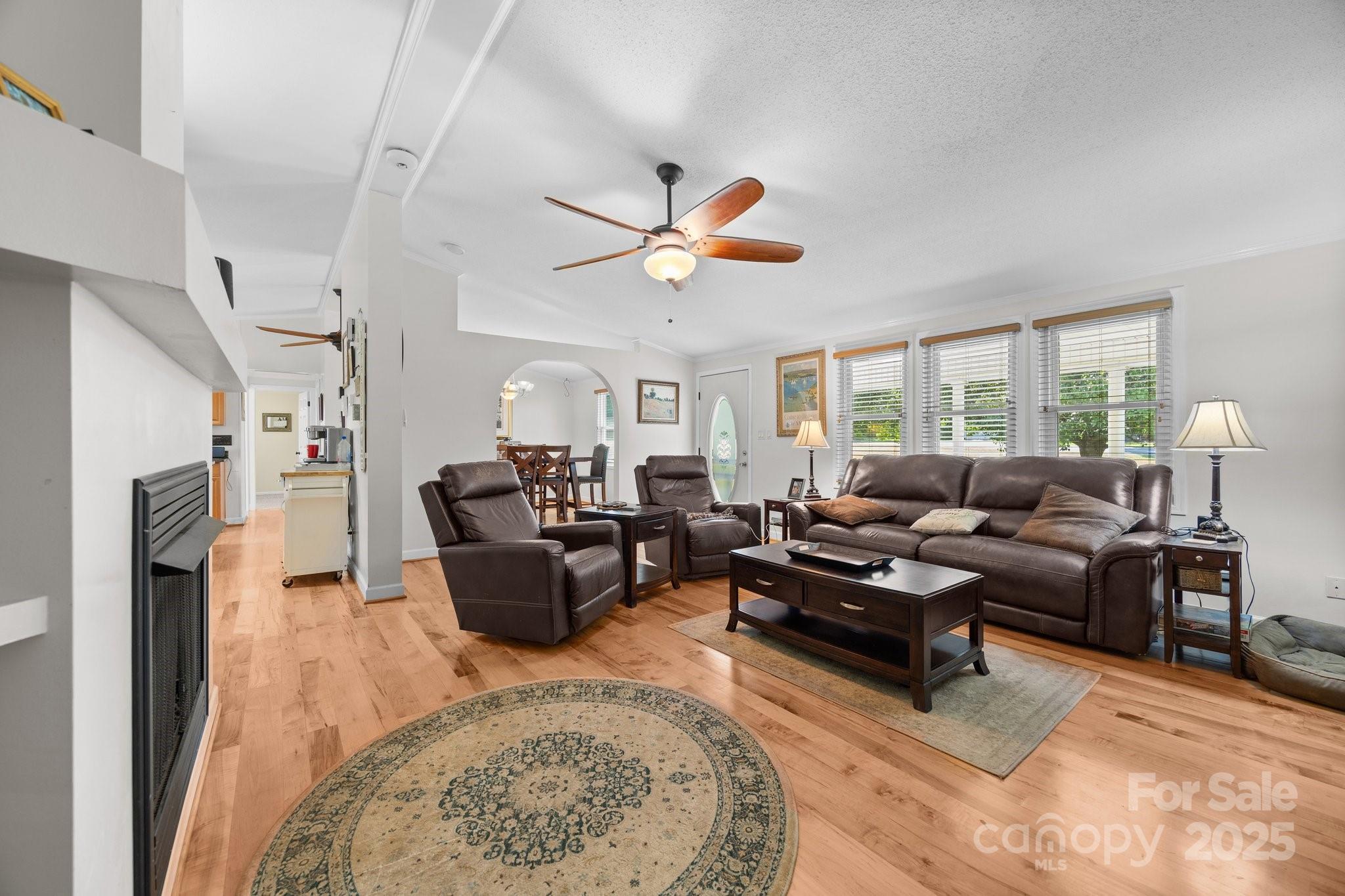 976 Howell Road Property Photo 13
