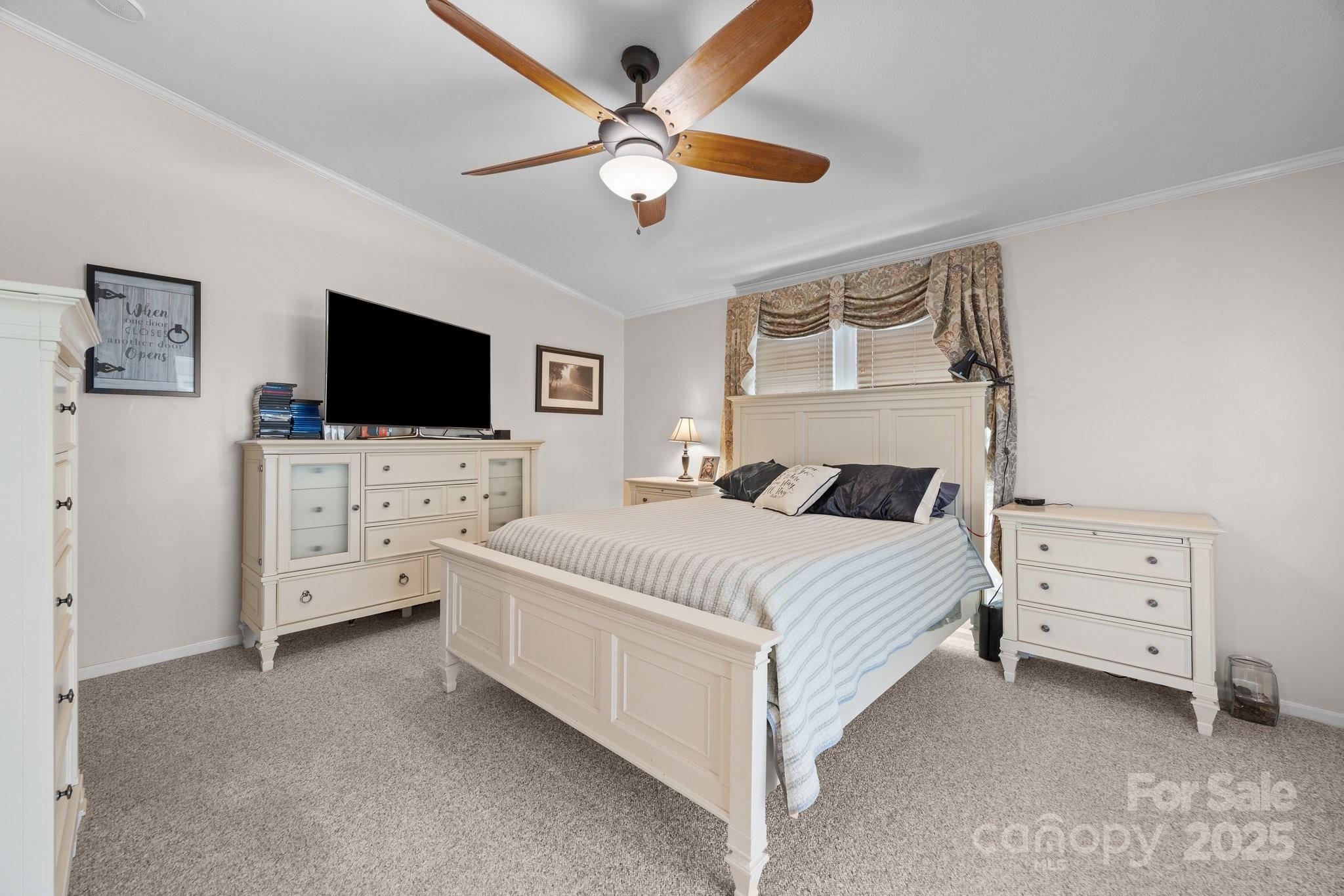 976 Howell Road Property Photo 15