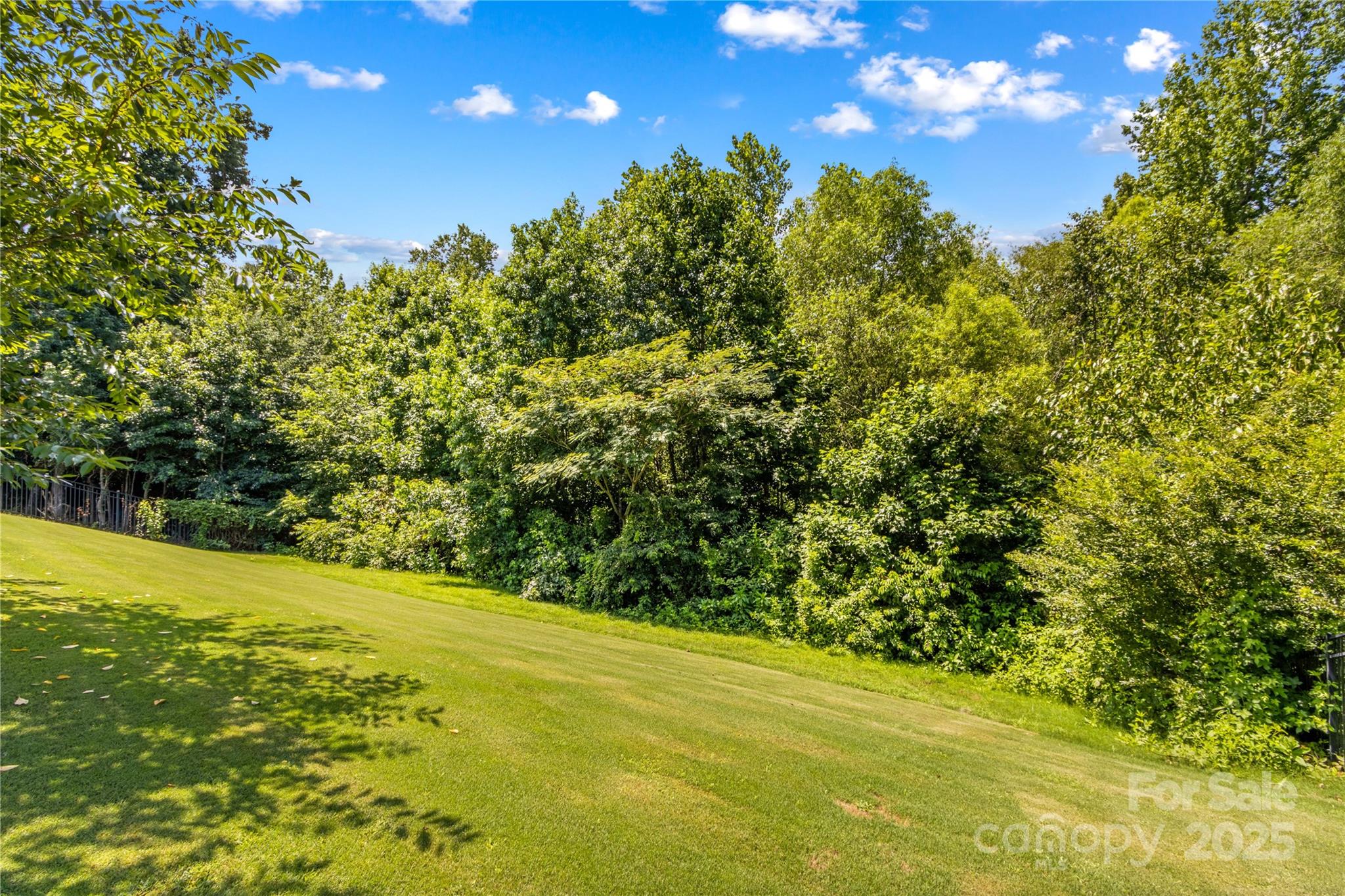130 E Warfield Drive Property Photo 43