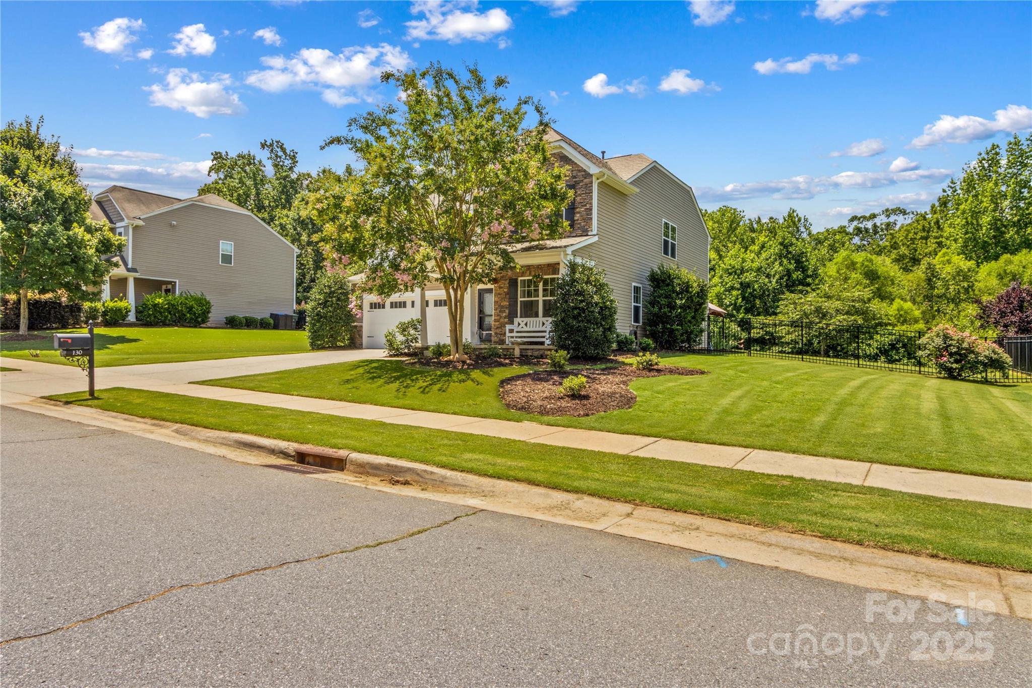 130 E Warfield Drive Property Photo 45
