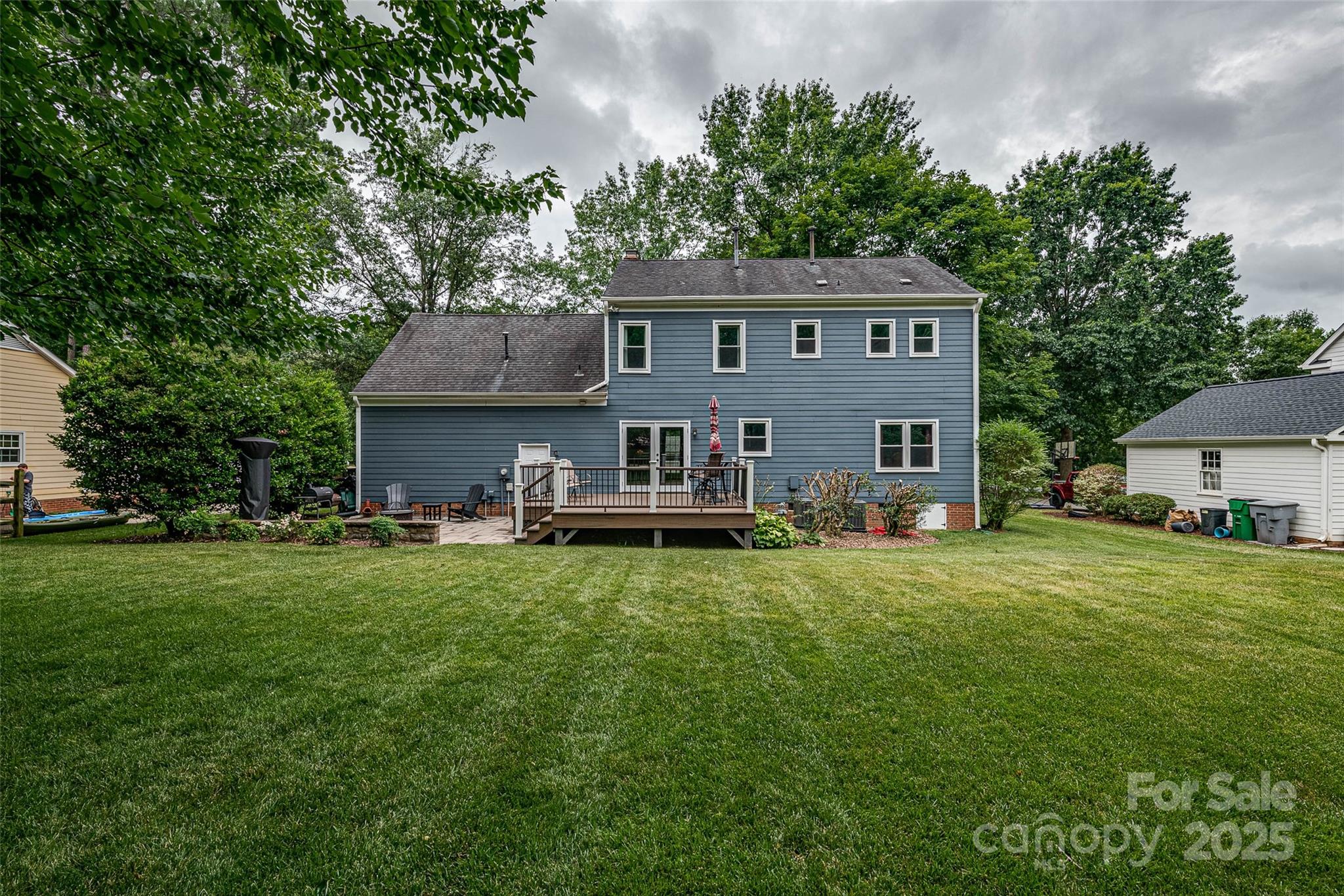 4308 Saxonbury Way Property Photo 2