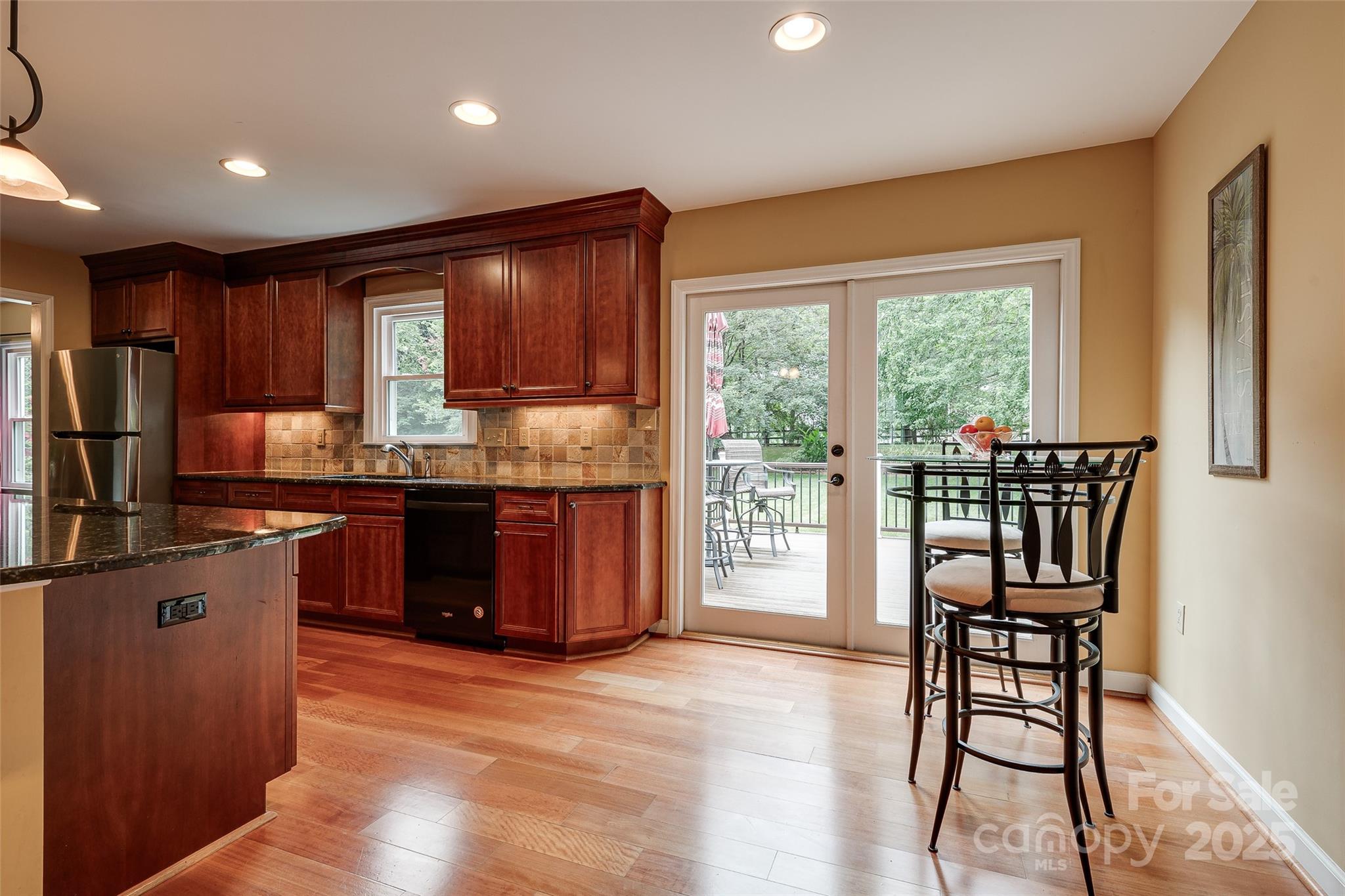4308 Saxonbury Way Property Photo 12