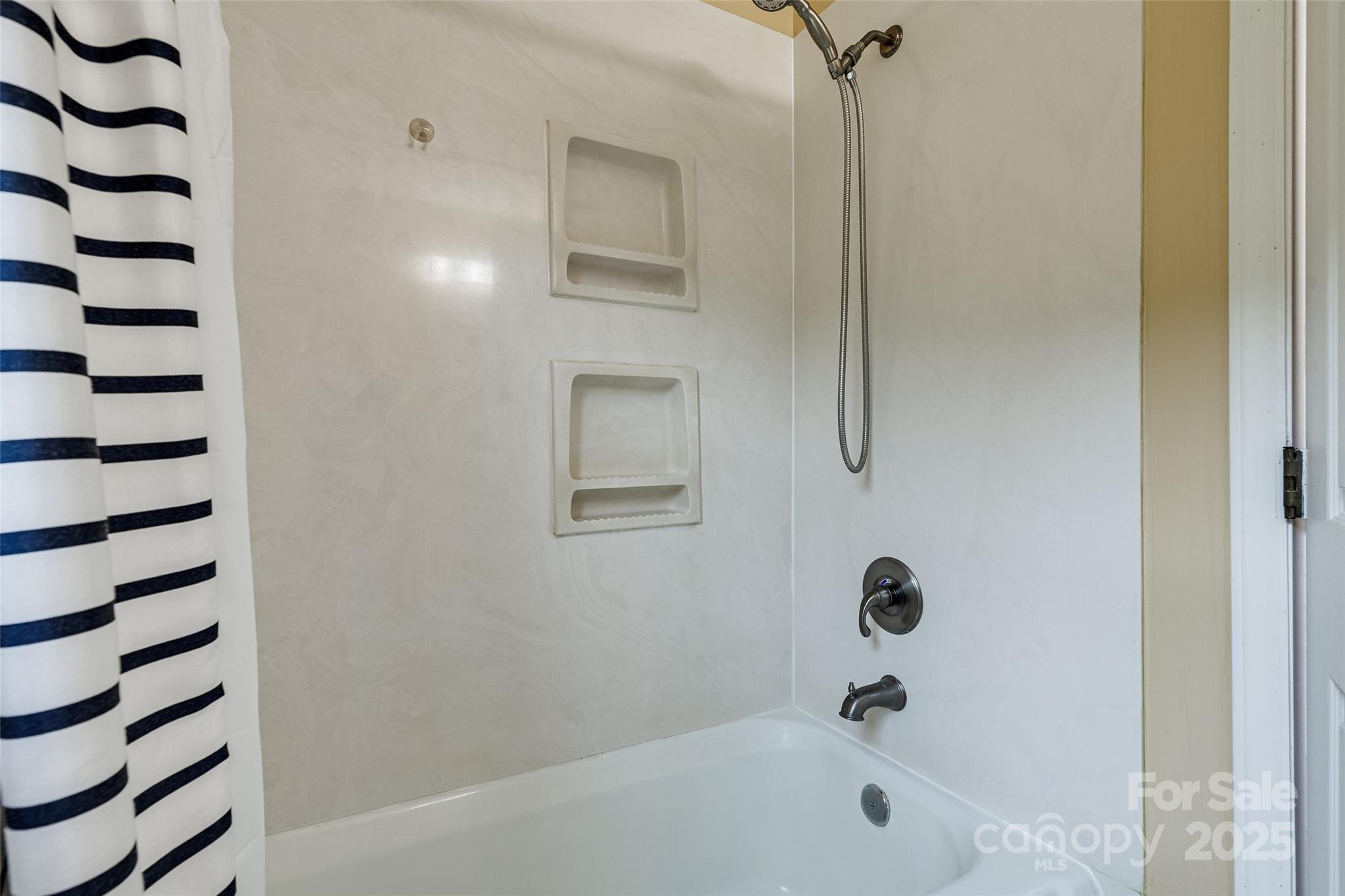 4308 Saxonbury Way Property Photo 19