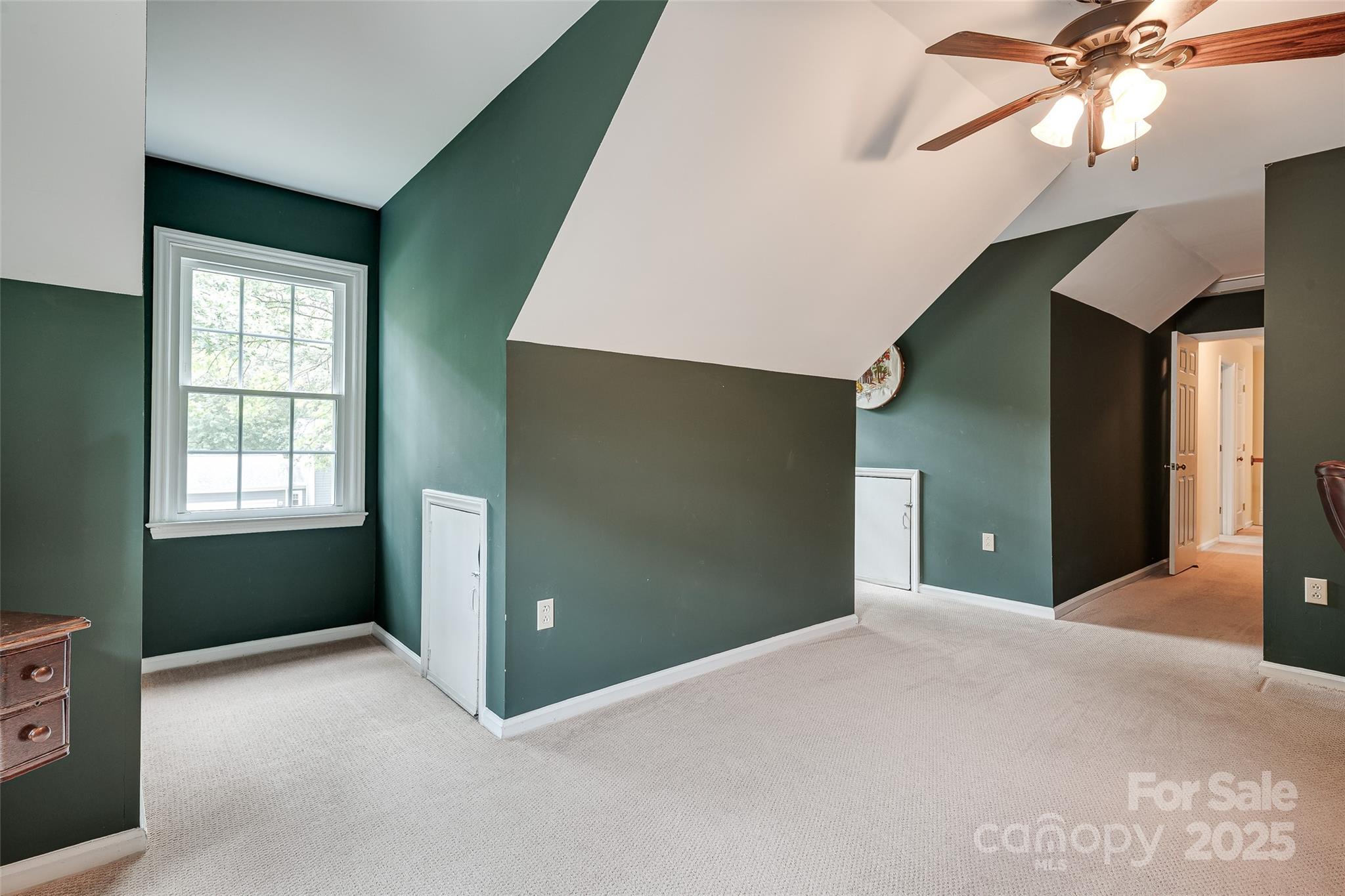 4308 Saxonbury Way Property Photo 20