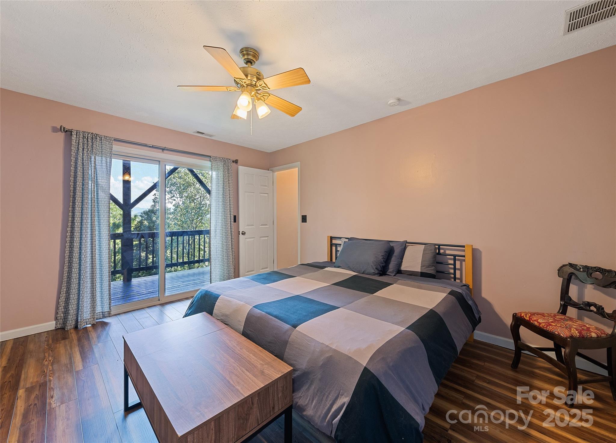 208 Tuckaway Road Property Photo 13