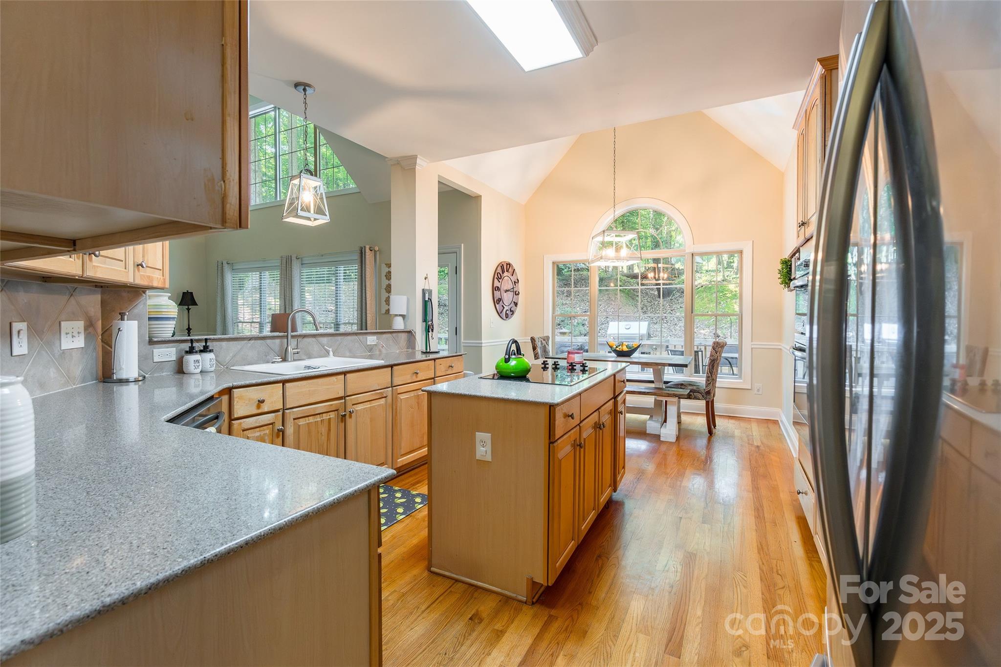 1227 Cabin Creek Court Property Photo 16