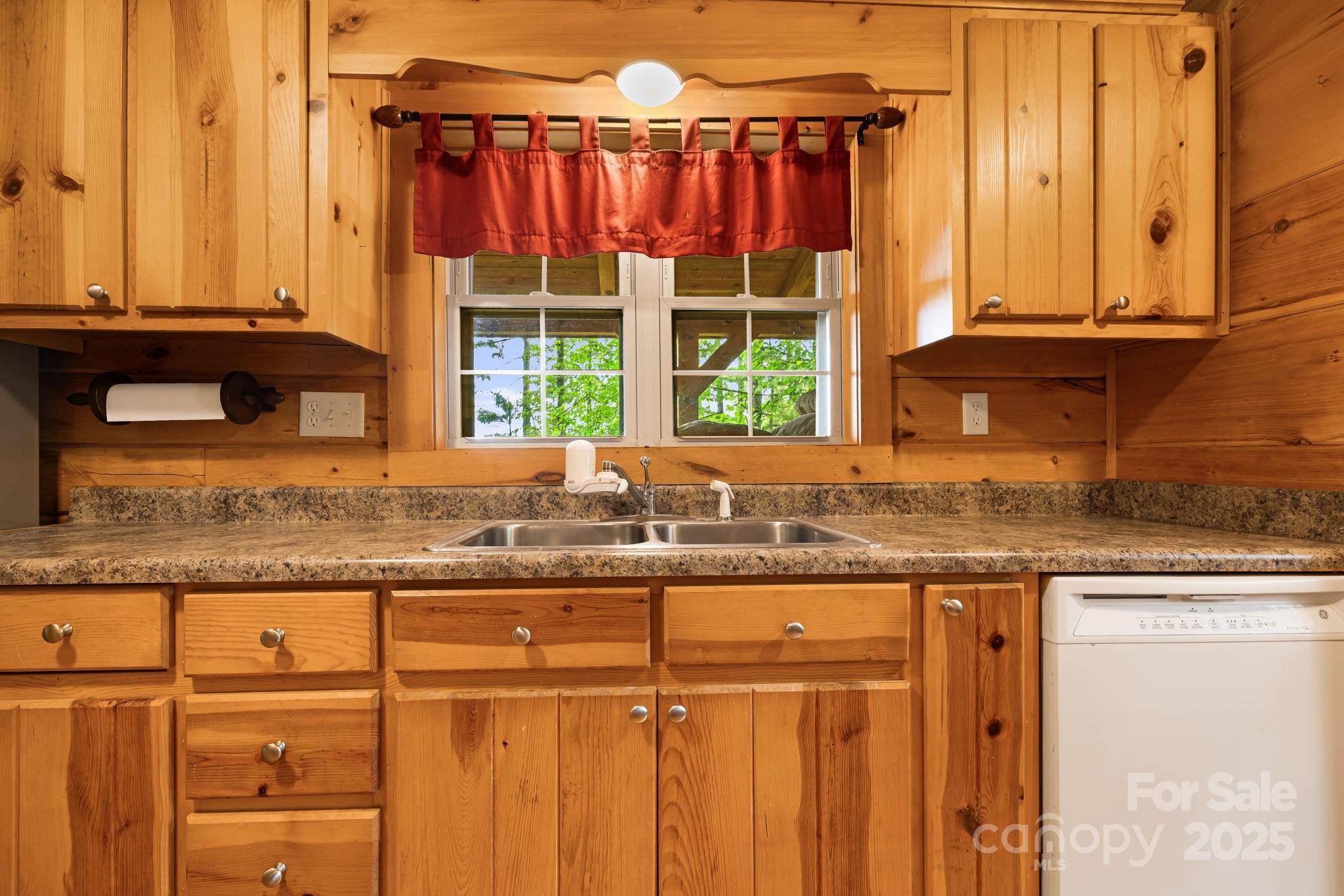 41 Waya Way Property Photo 14