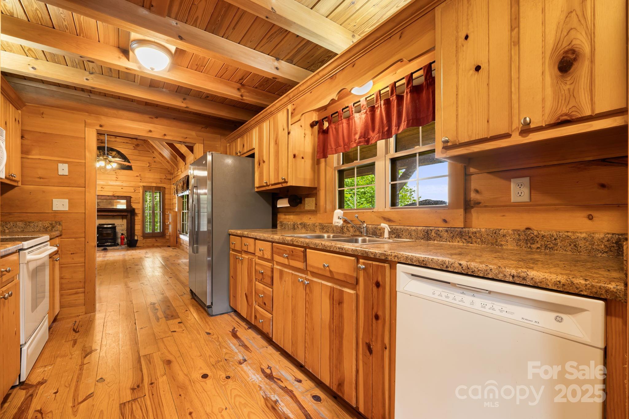 41 Waya Way Property Photo 16