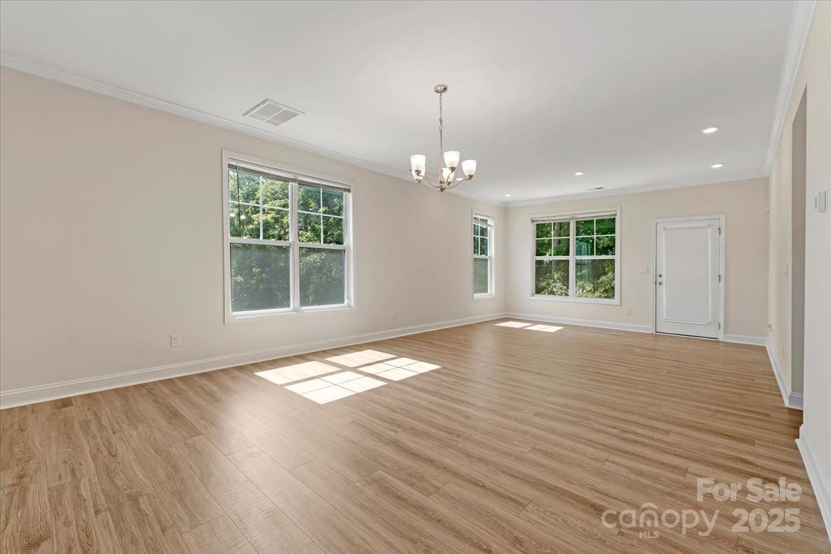 4237 Plumeria Way Property Photo 8