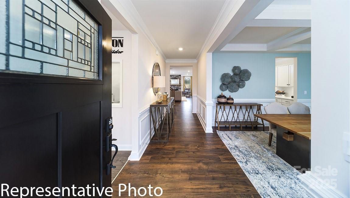 7649 Bainbridge Road Property Photo 3