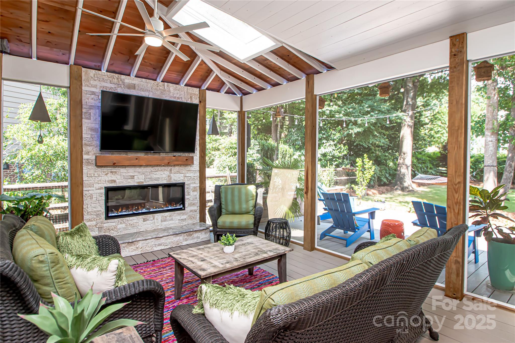 10711 Spring Camp Way Property Photo 5