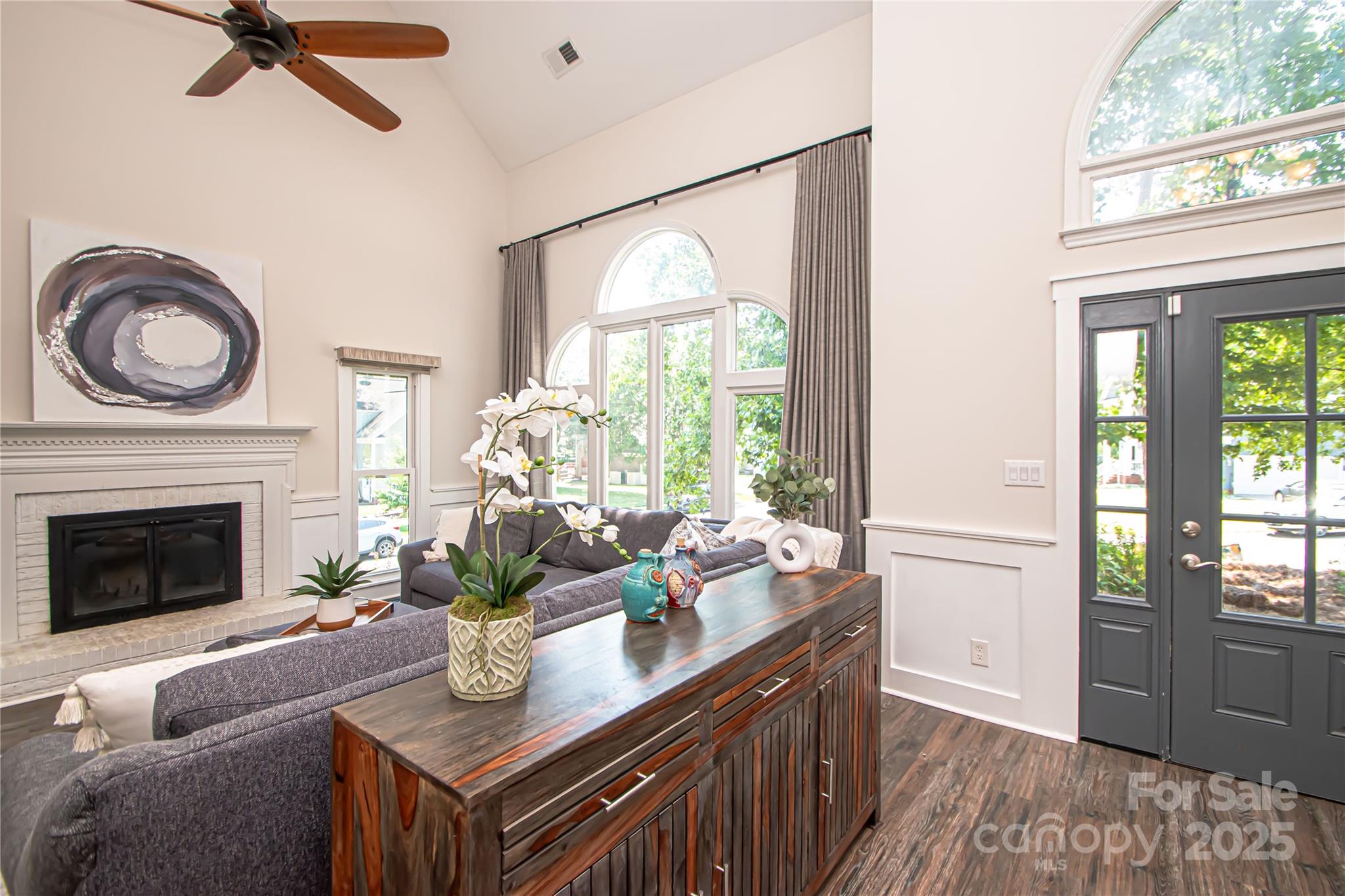 10711 Spring Camp Way Property Photo 9